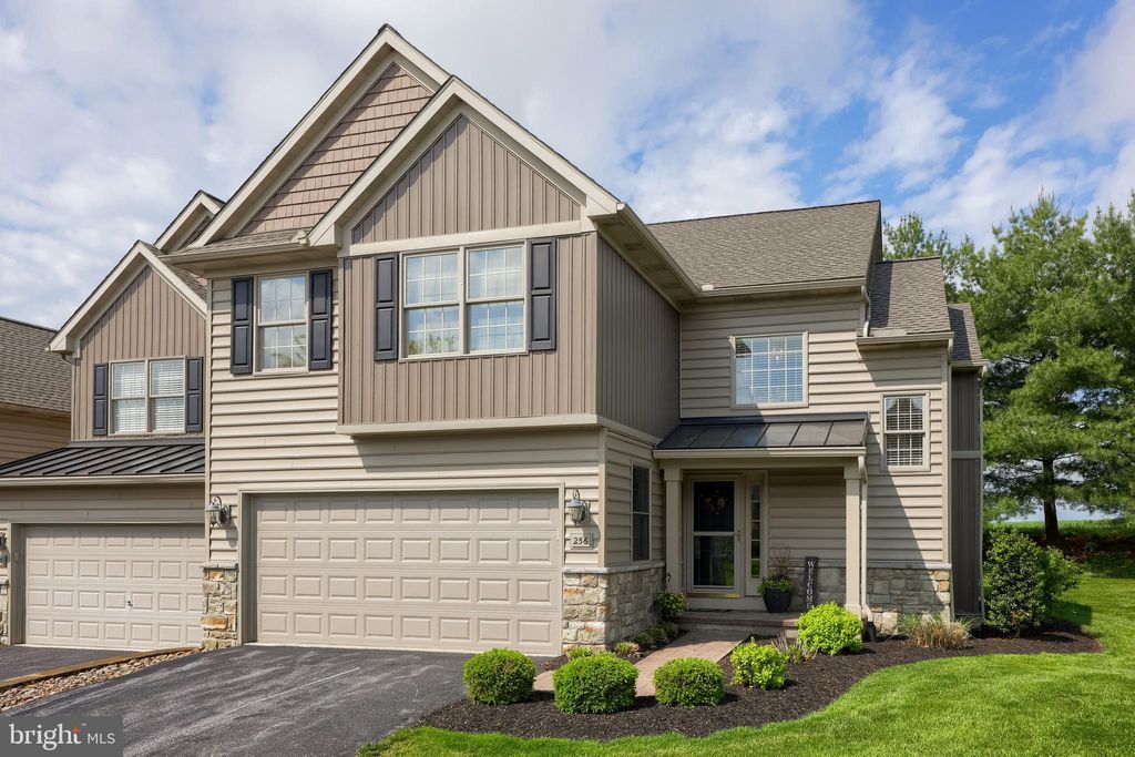 Photo of 256 Fieldcrest Lane, EPHRATA, PA 17522 (MLS # PALA2068924)