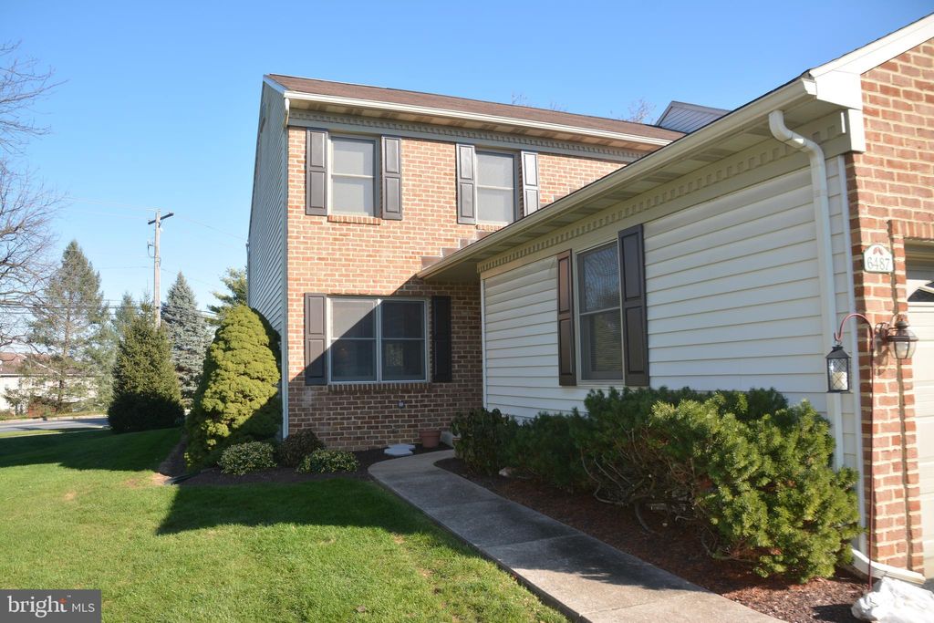 Photo of 6487 LINCOLN CT, EAST PETERSBURG, PA 17520 (MLS # PALA2028226)