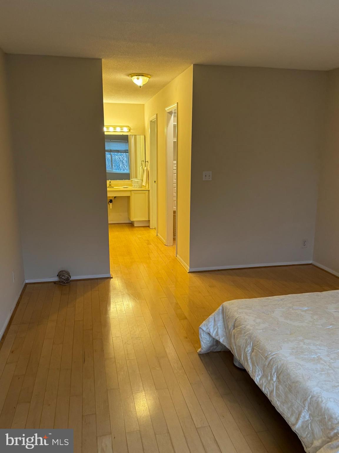 ROTONDA - Residential Lease