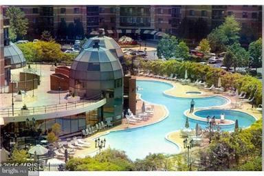 ROTONDA - Residential Lease