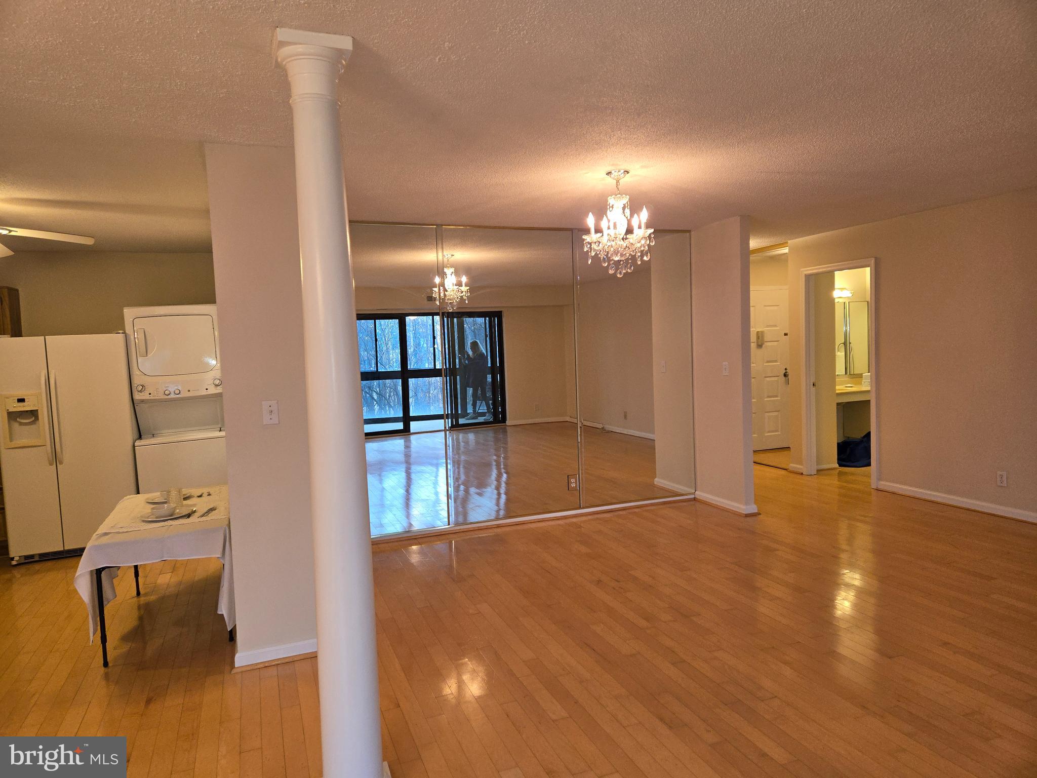 ROTONDA - Residential Lease