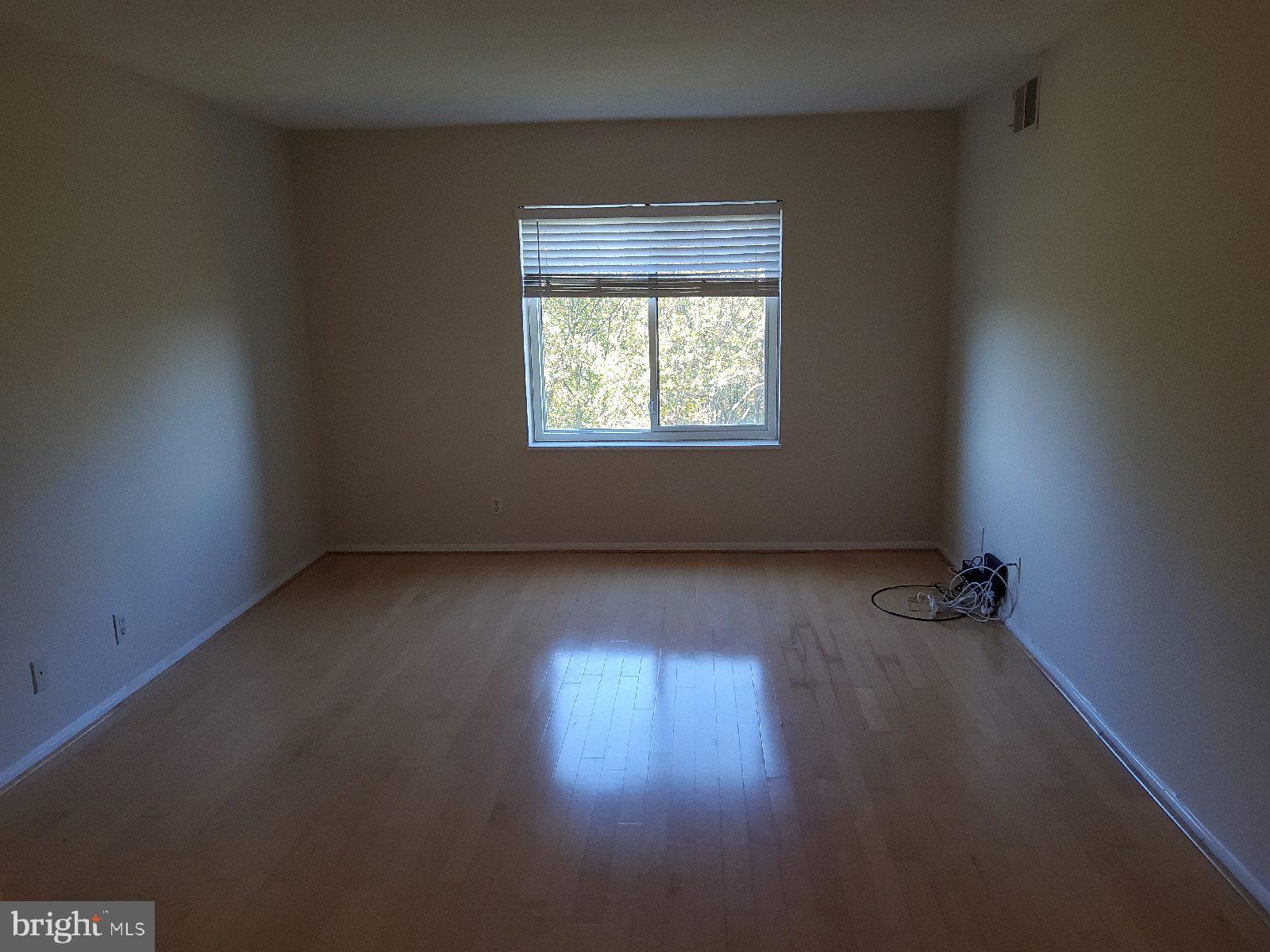 ROTONDA - Residential Lease