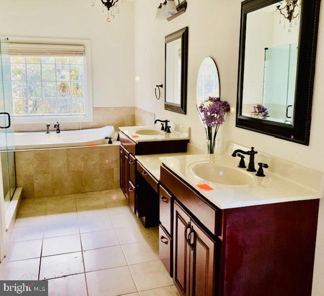 GLENCOE ESTATES - Residential