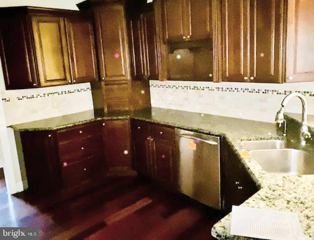 GLENCOE ESTATES - Residential