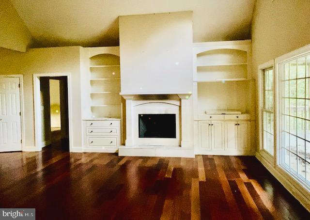 GLENCOE ESTATES - Residential