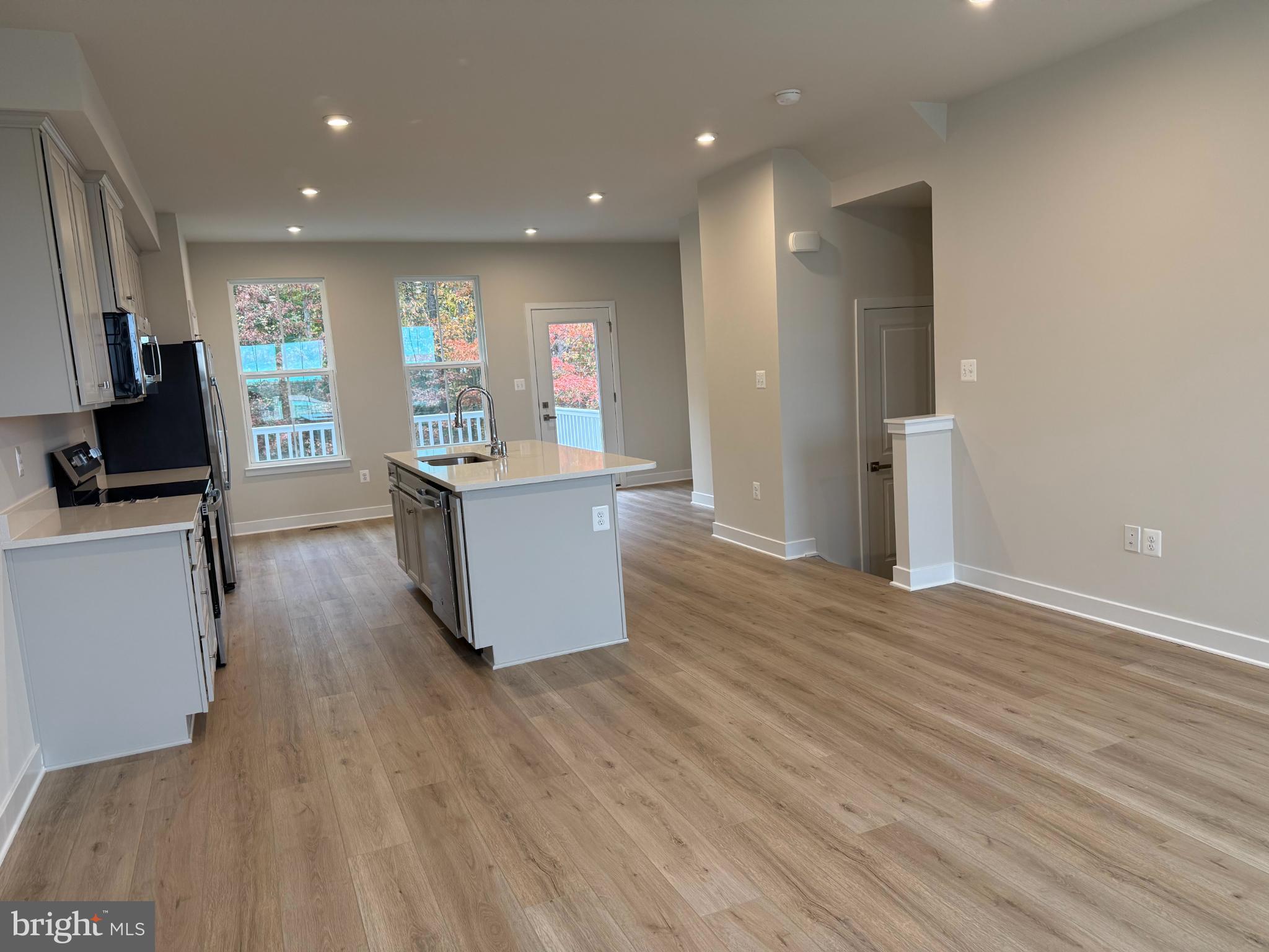 COURTHOUSE COMMONS - Residential Lease