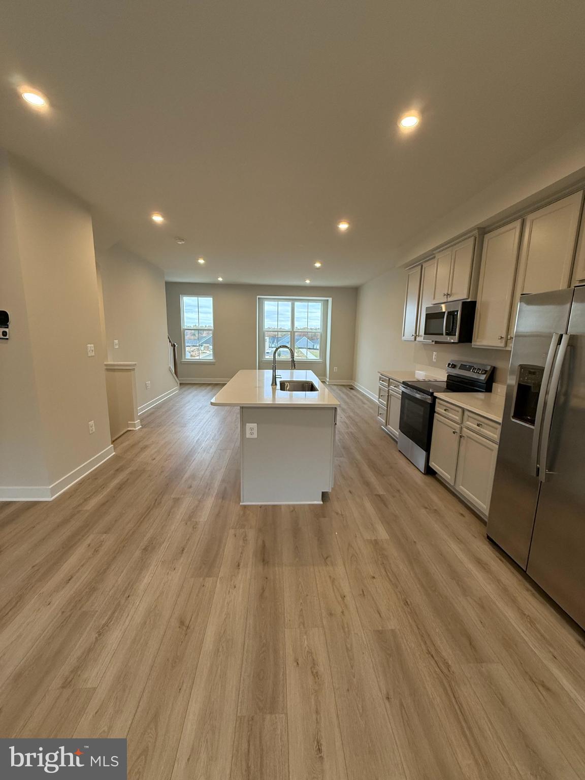 COURTHOUSE COMMONS - Residential Lease