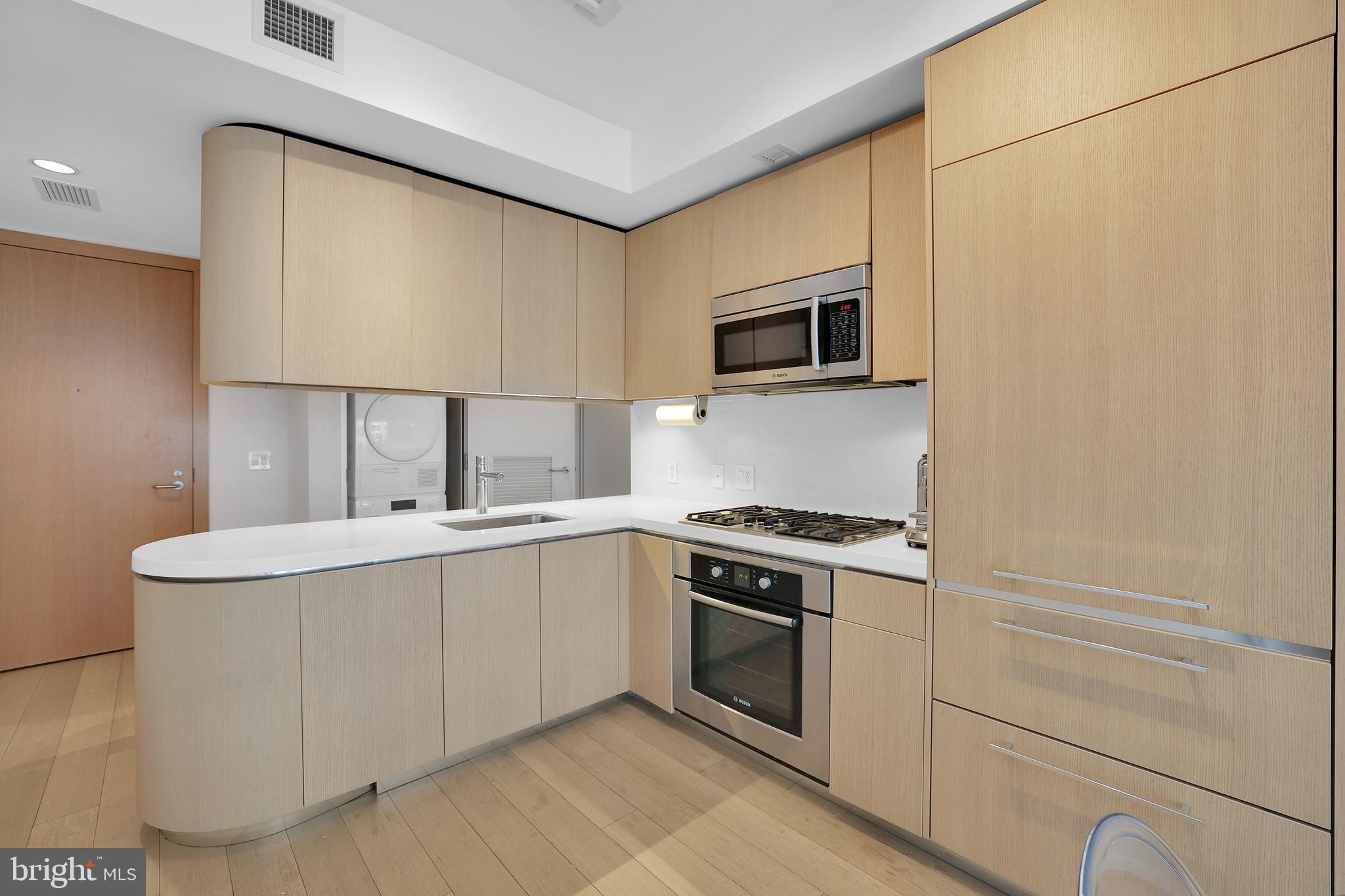 925 H STREET NW 506