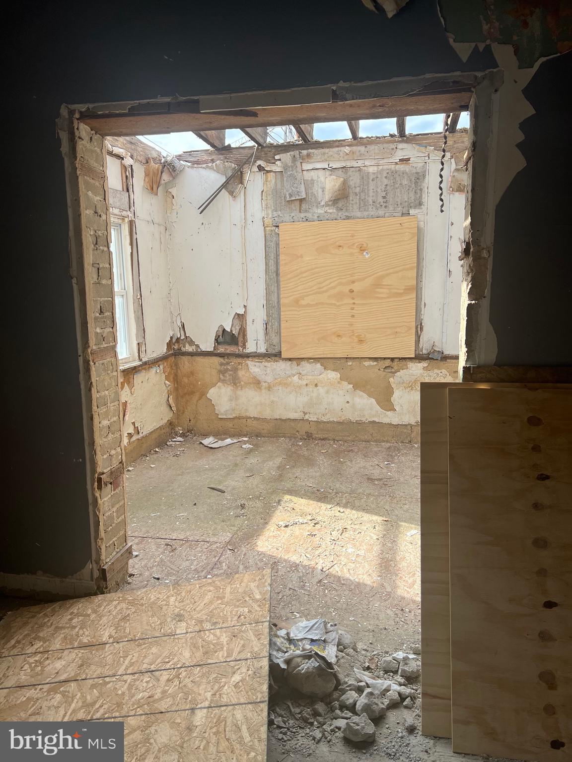 EAST BALTIMORE MIDWAY - Residential