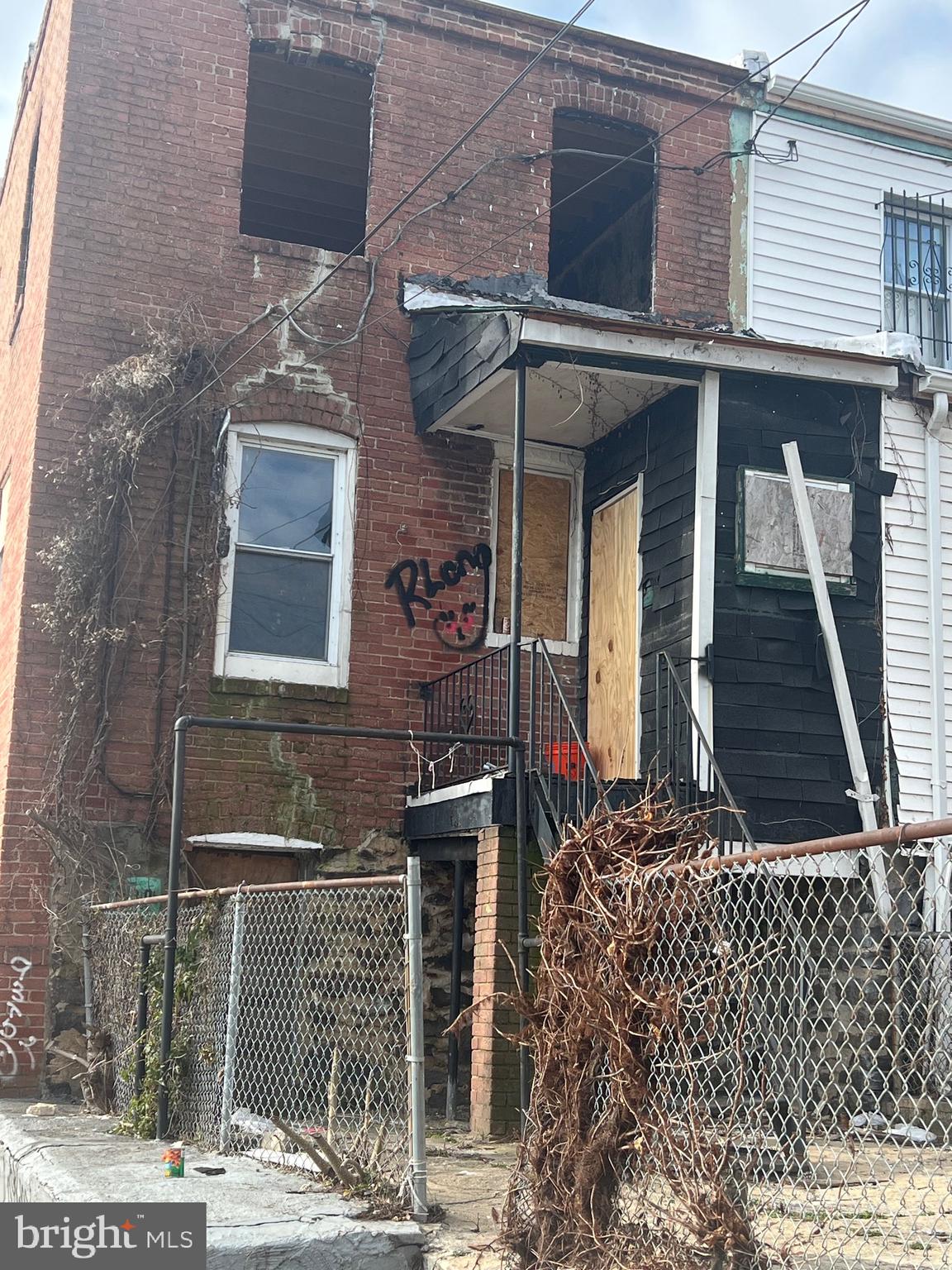 EAST BALTIMORE MIDWAY - Residential