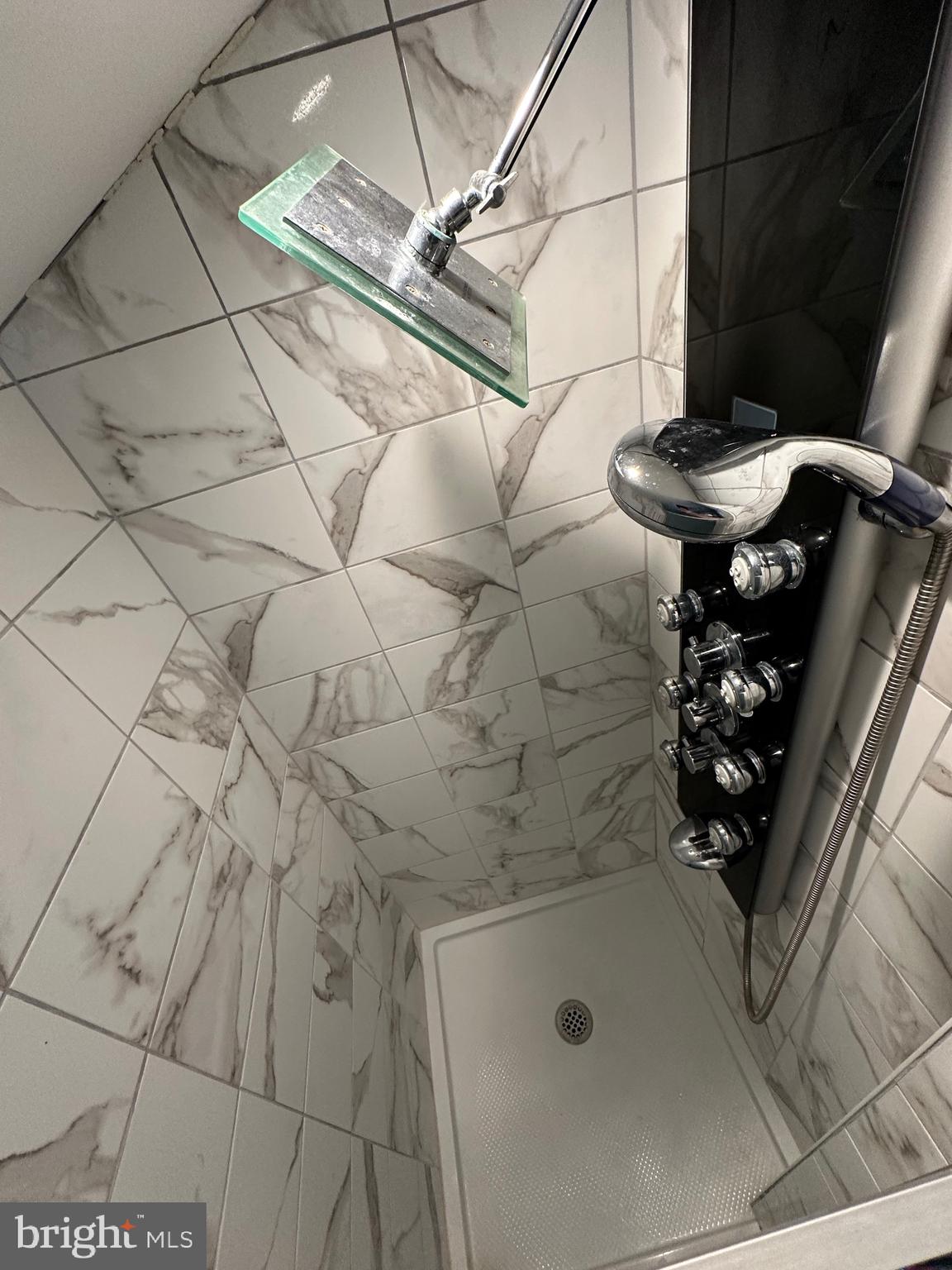 PHILADELPHIA (NORTHEAST) - Residential