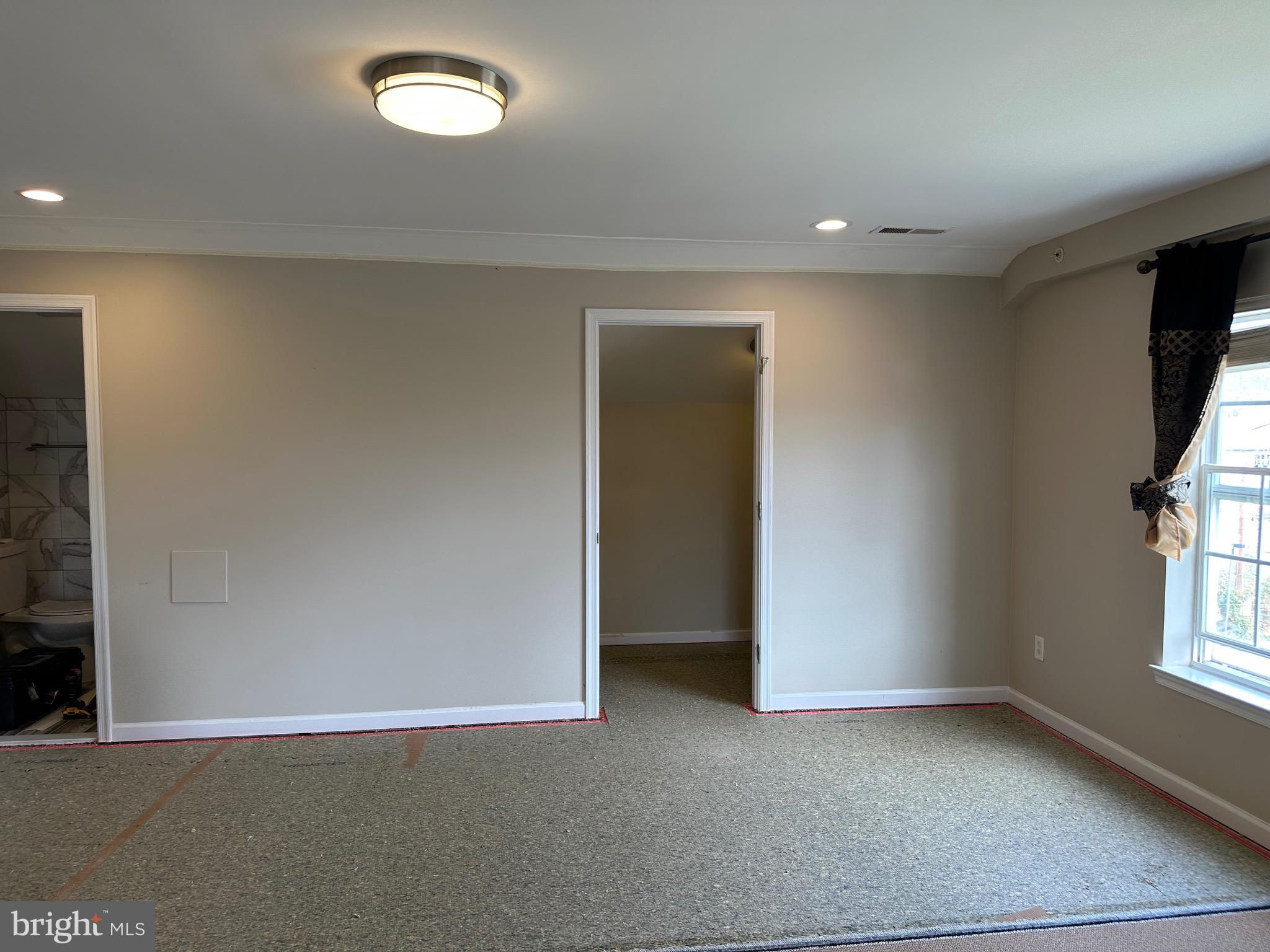 PHILADELPHIA (NORTHEAST) - Residential