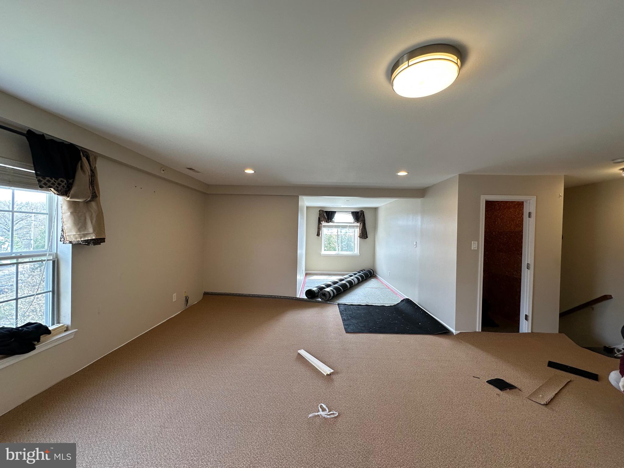 PHILADELPHIA (NORTHEAST) - Residential