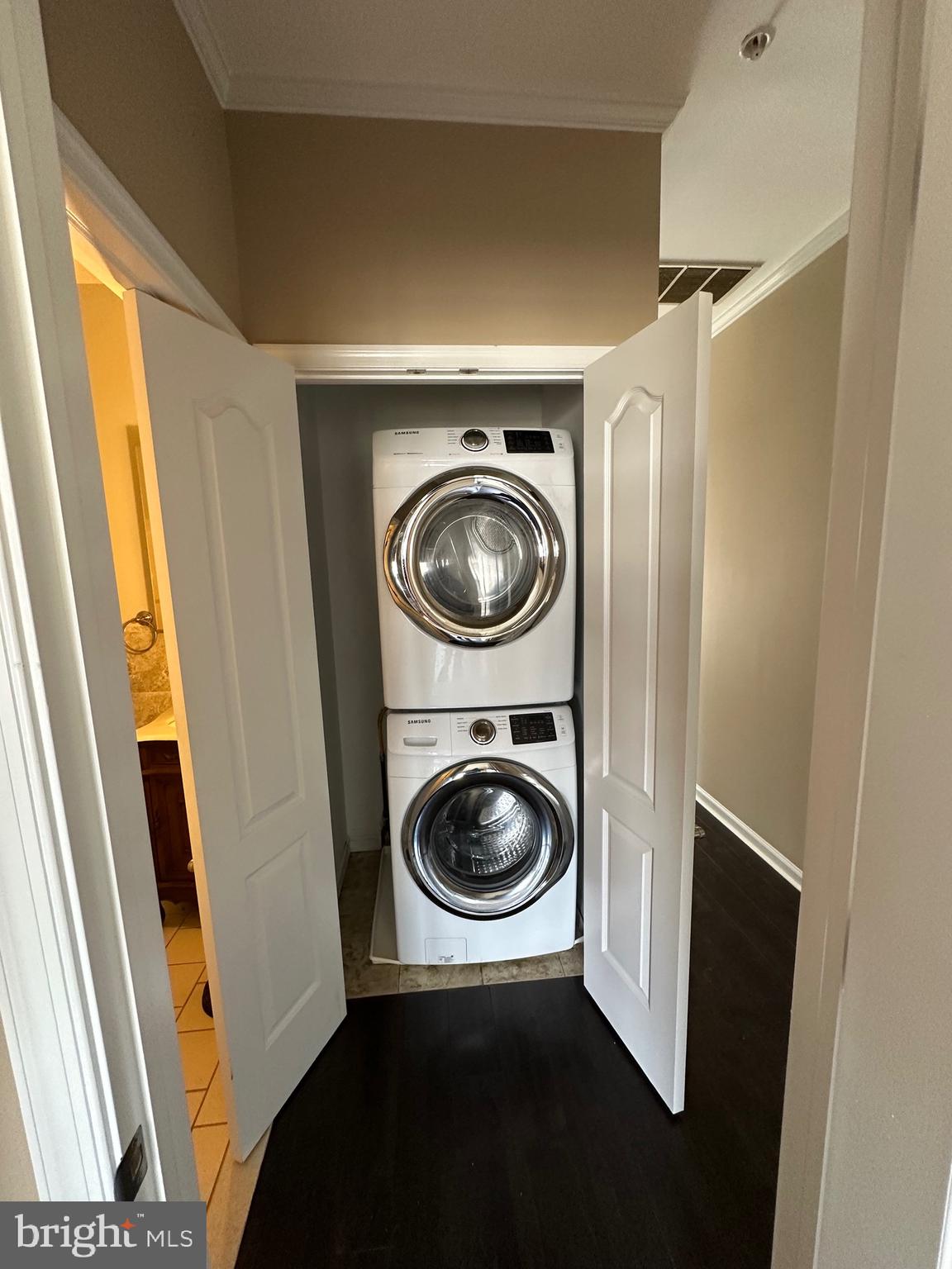 PHILADELPHIA (NORTHEAST) - Residential