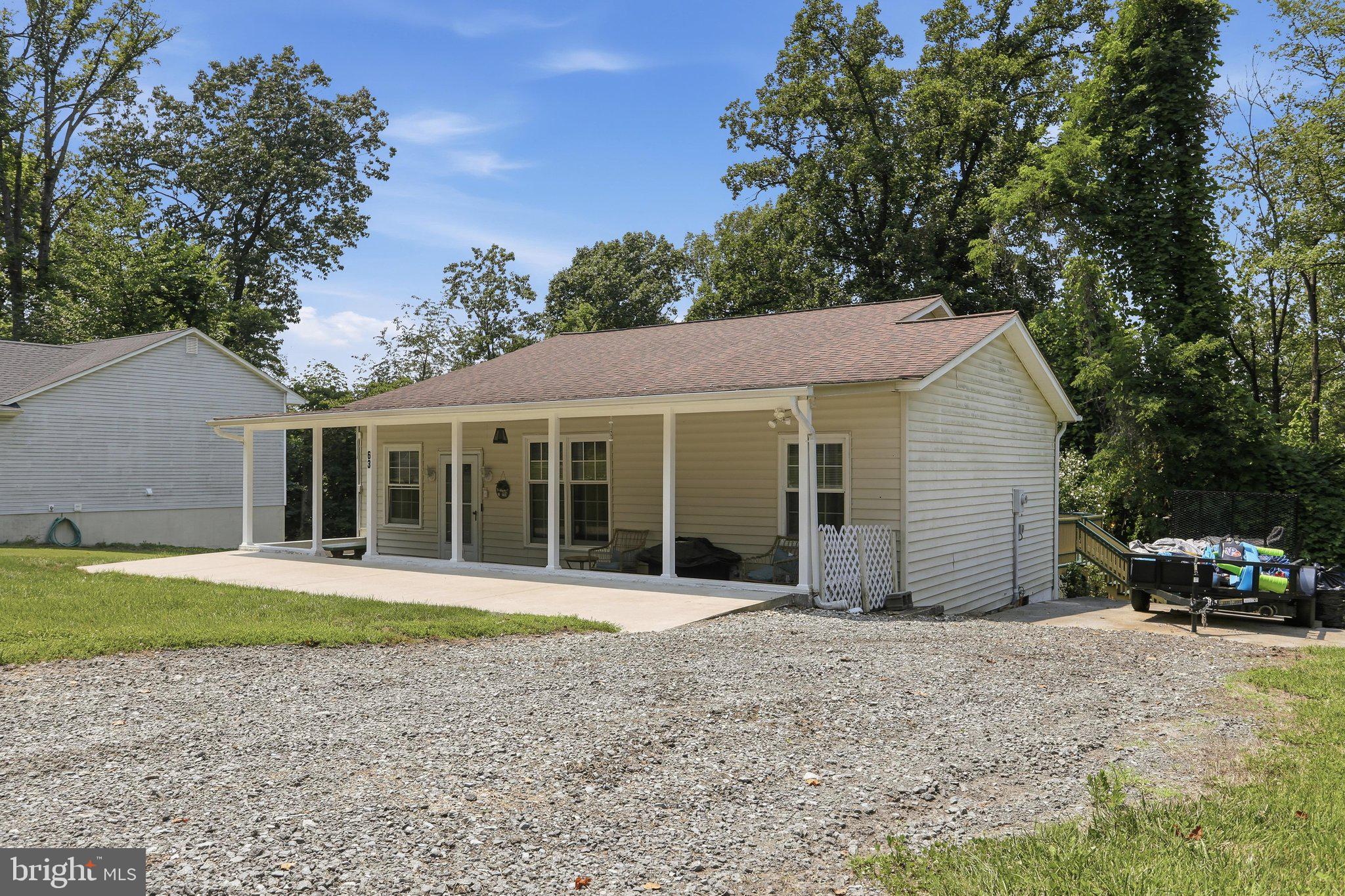 63 GREAT OAK LANE