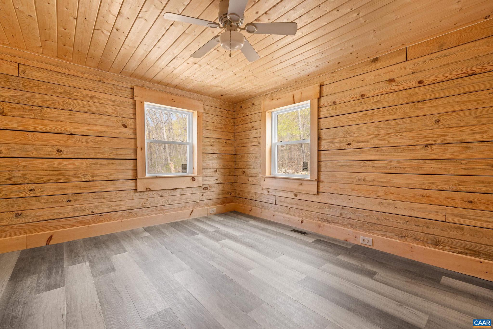 SHENANDOAH GAP - Residential