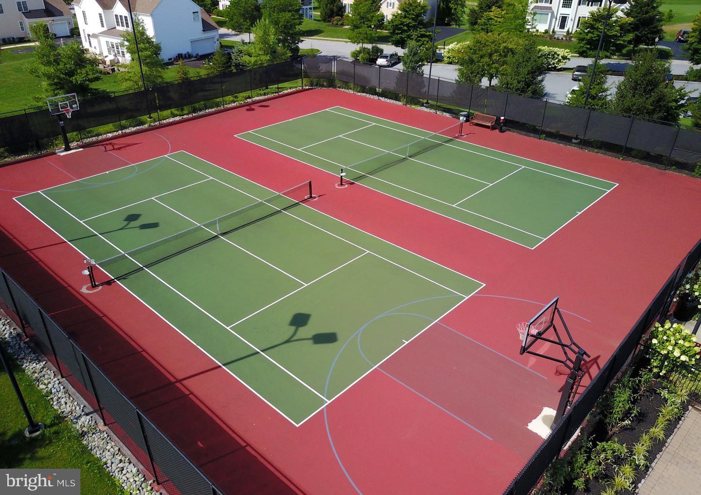 APPLECROSS - Residential Lease