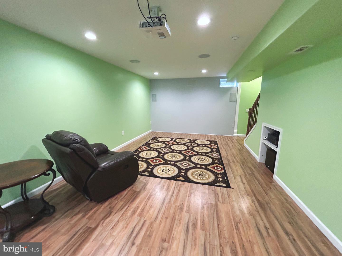 APPLECROSS - Residential Lease