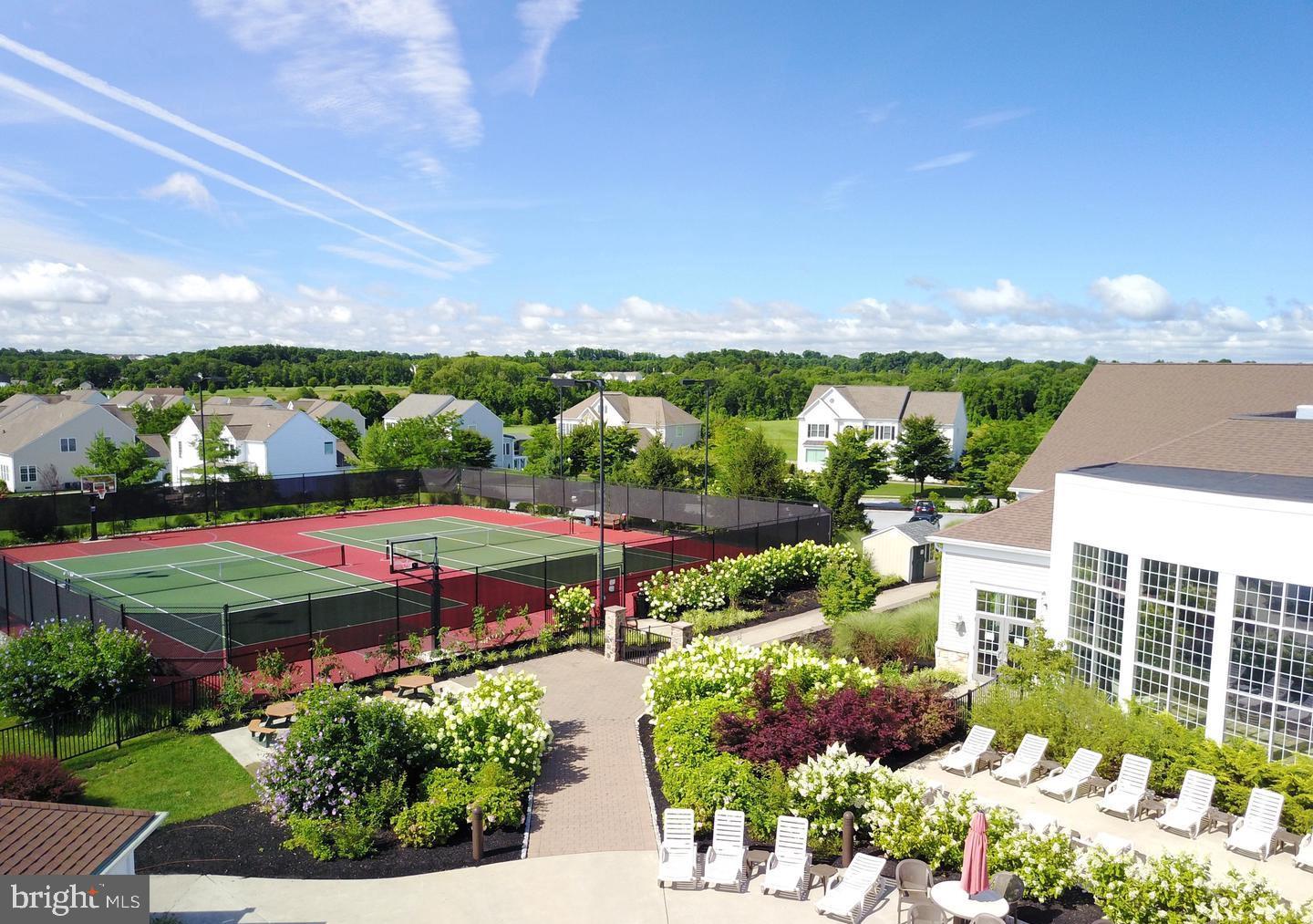 APPLECROSS - Residential Lease