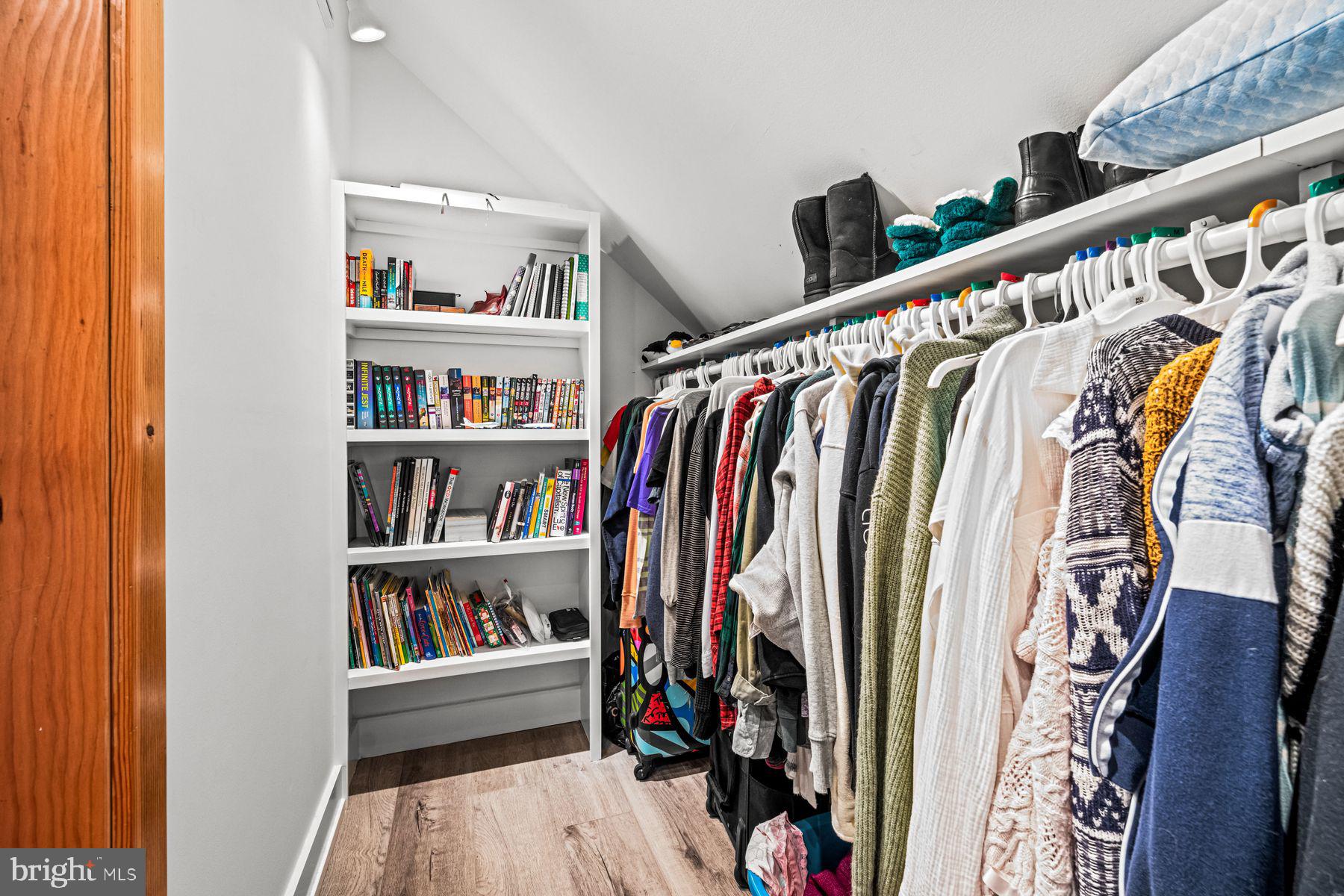 MERION GOLF MANOR - Residential