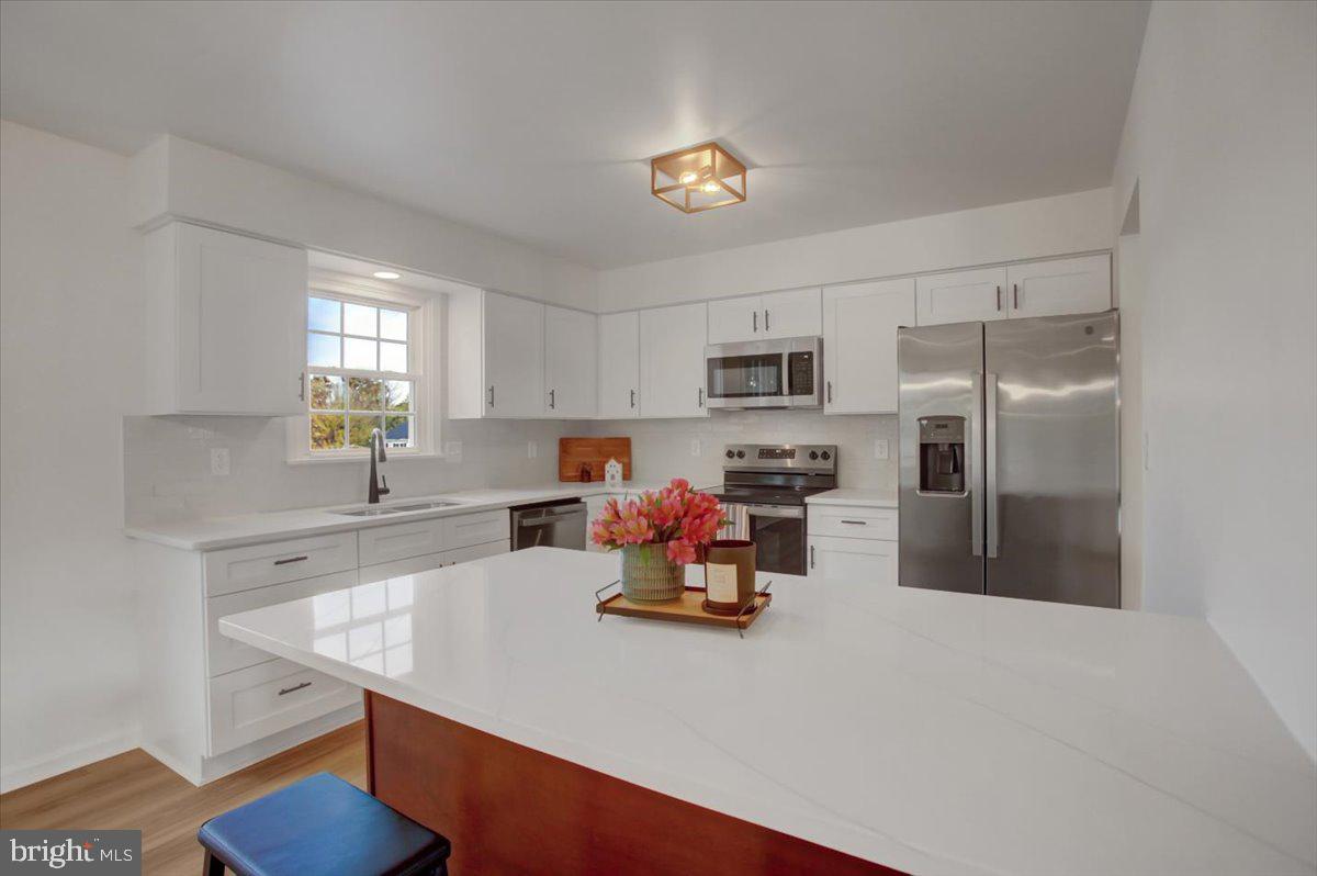 CREEKVIEW HEIGHTS - Residential