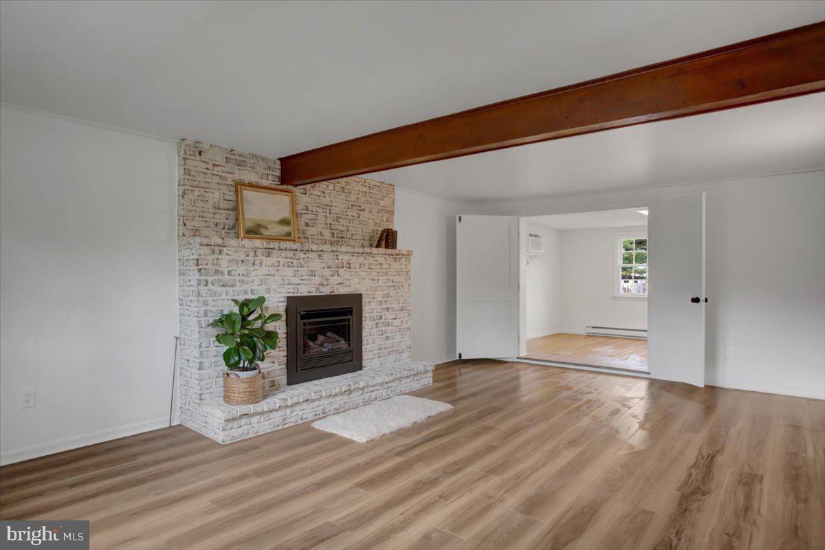 CREEKVIEW HEIGHTS - Residential