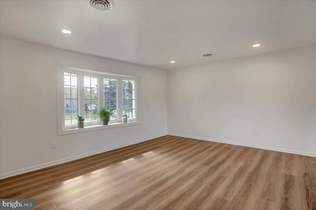 CREEKVIEW HEIGHTS - Residential