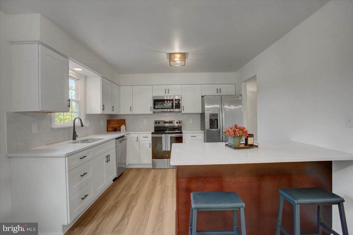 CREEKVIEW HEIGHTS - Residential