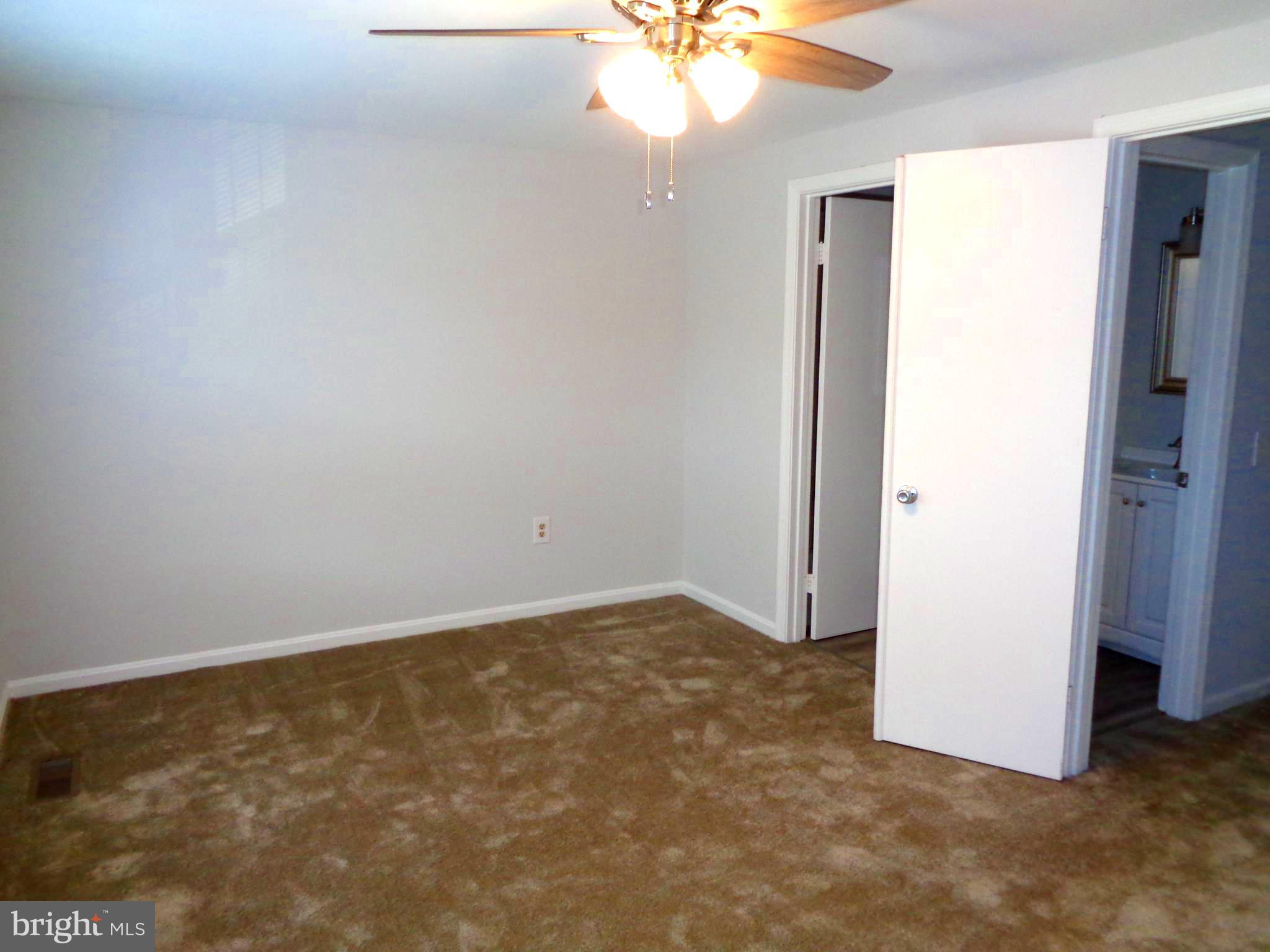 LANCASTER - Residential Lease