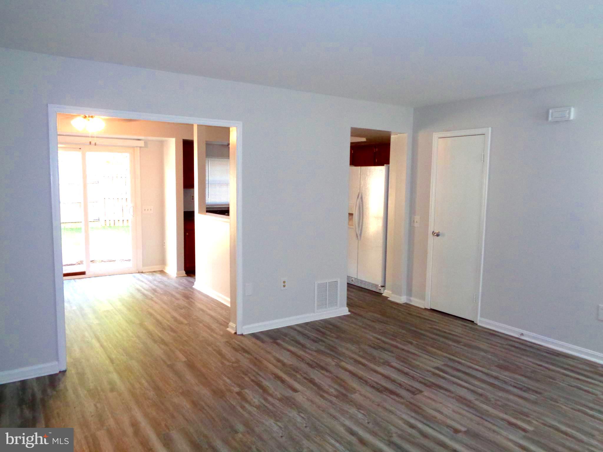 LANCASTER - Residential Lease