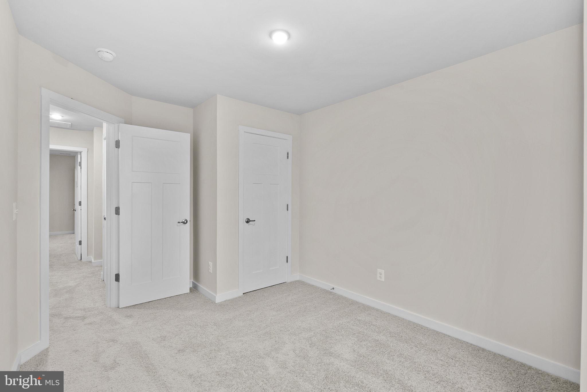 HUNTWELL WEST - Residential