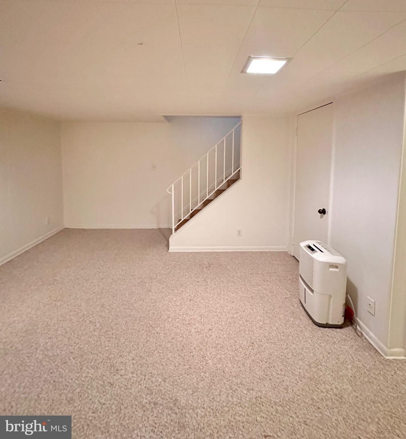 FAIRLINGTON GREEN - Residential Lease