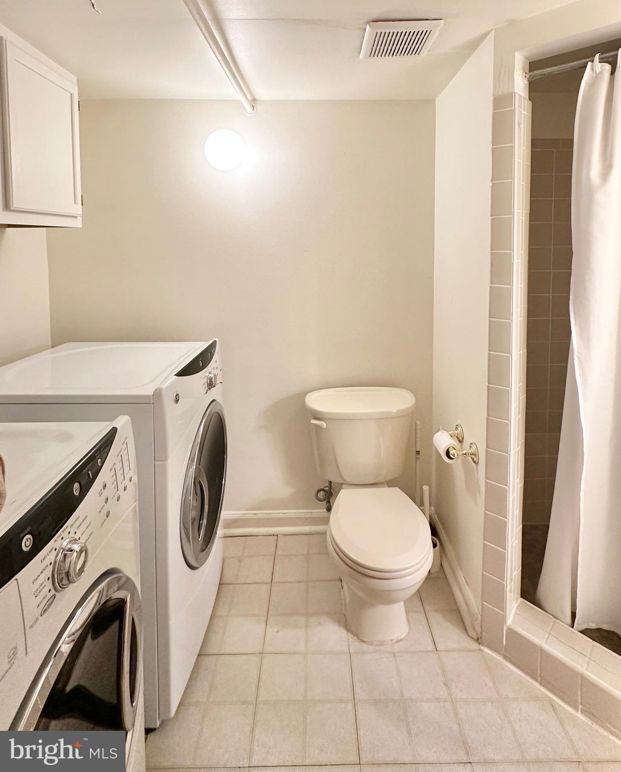 FAIRLINGTON GREEN - Residential Lease