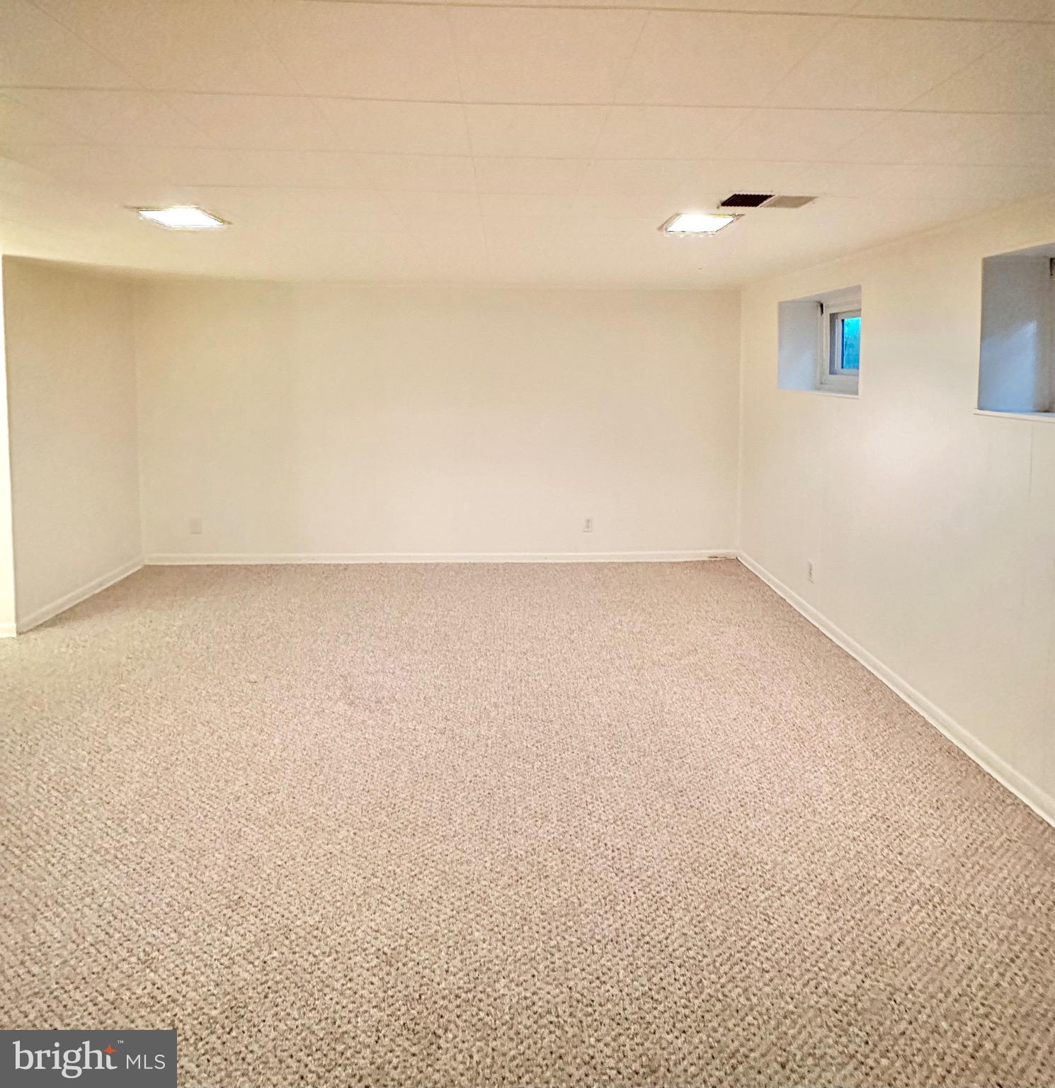 FAIRLINGTON GREEN - Residential Lease