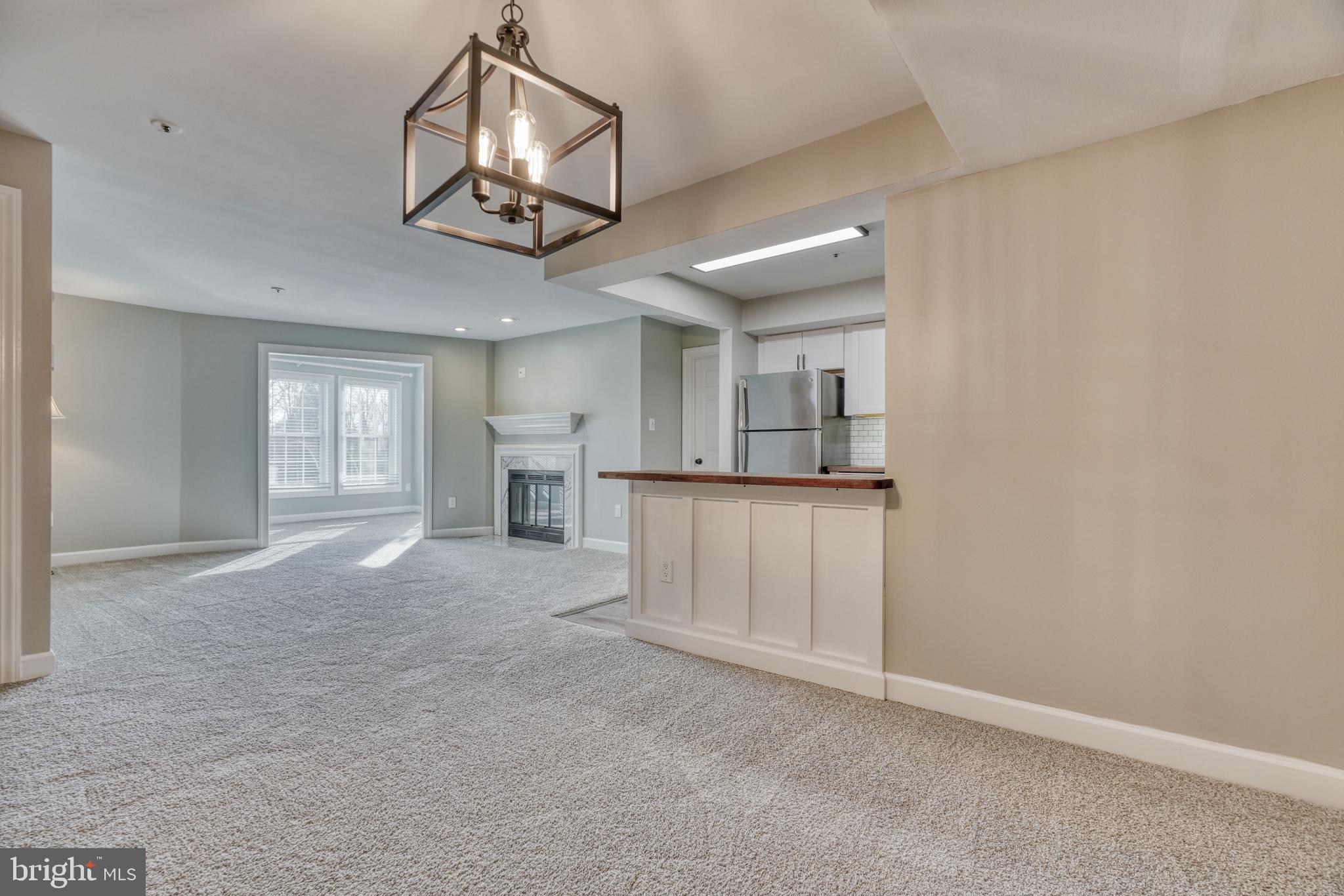 BRENTWOOD CONDO - Residential