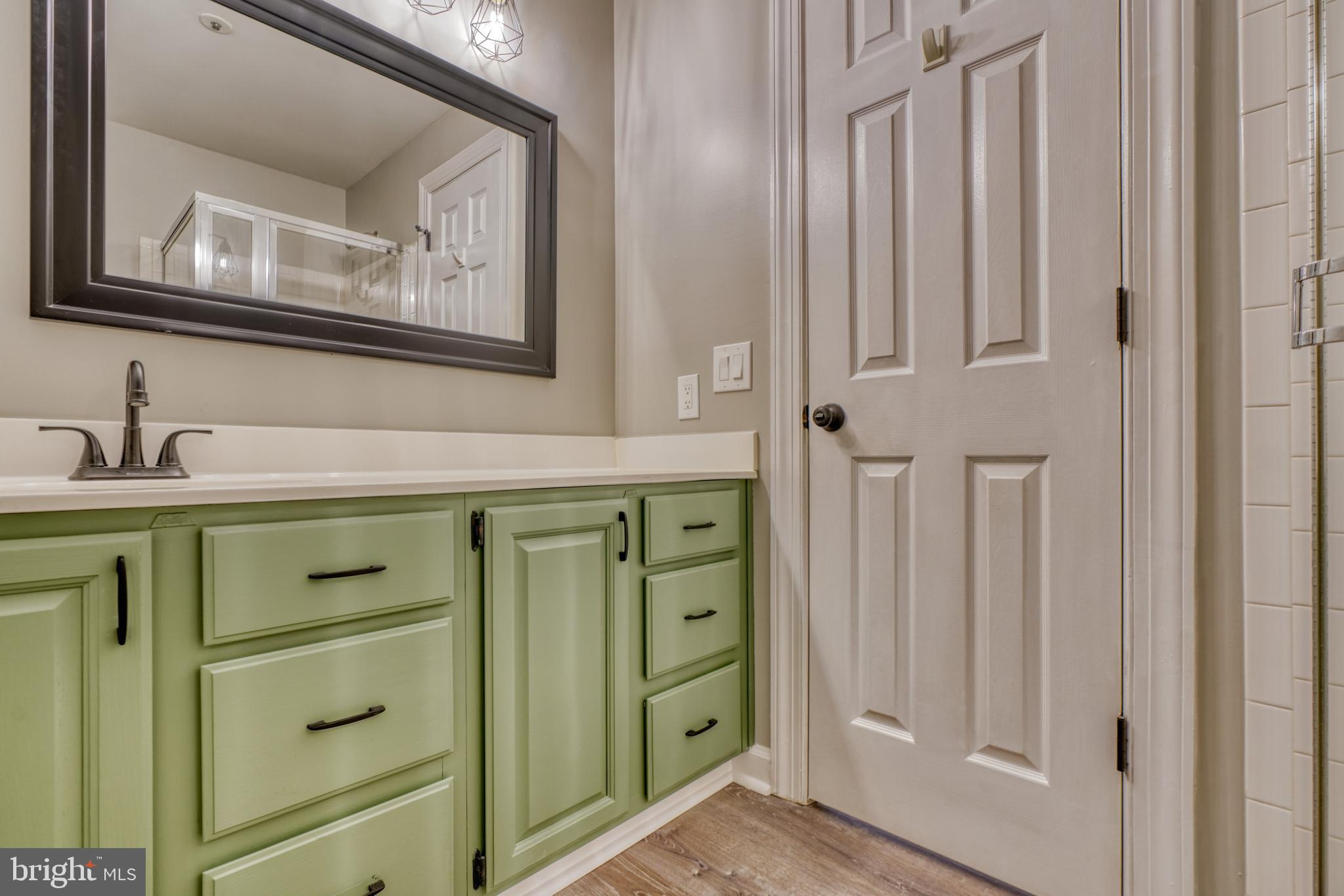 BRENTWOOD CONDO - Residential