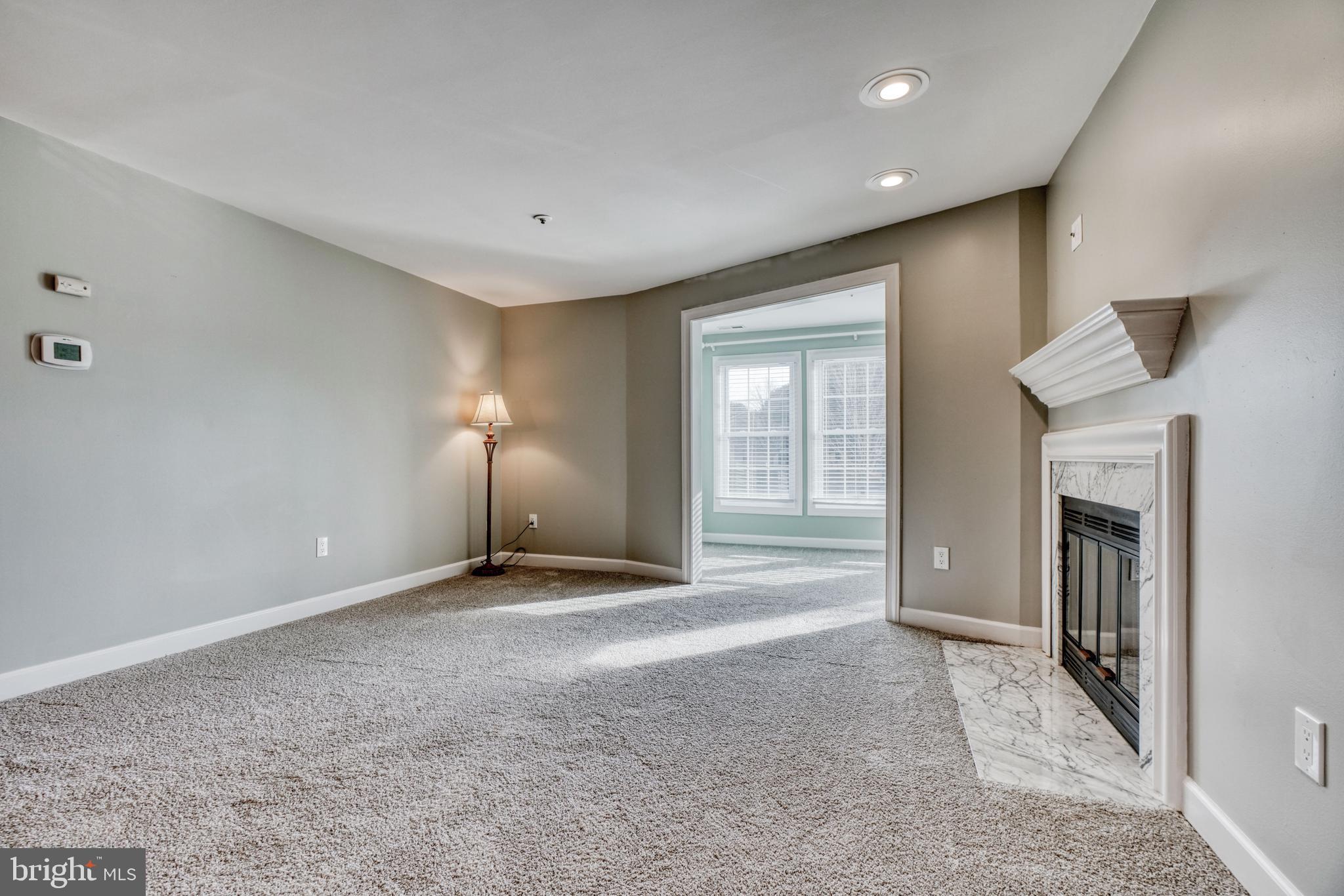 BRENTWOOD CONDO - Residential