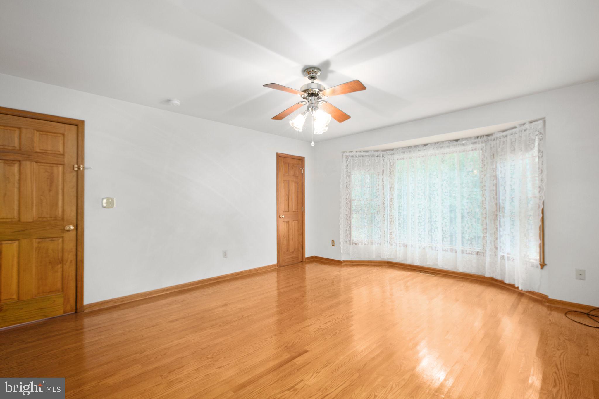 SUMMERWIND - Residential