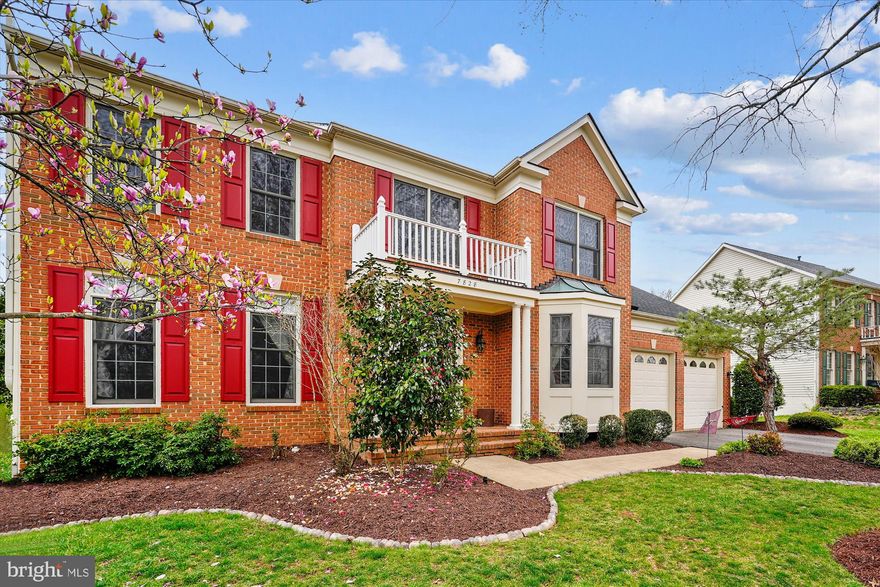 Don't Miss Out on this Beautiful NV Built Brick Front Colonial*Premium .28 Acre Lot Backing to Nature Preserve and Offering Tremendous Lake and Nature Views*Gleaming Hardwood Floors*Gourmet Kitchen w/ Thermador Cooktop, Downdraft Exhaust, Wall Ovens, and Granite*Main Level Office with Custom Built-Ins*Formal Living/Dining Rooms*Generous Family Rm Cathedral Ceilings, Brick Hearth and Wood-Burning FP w/ French Door to Custom Rear Deck*Huge Owner's Suite with Sitting Room and Walk in Closet*Entertain Family and Friends in Fully Finished Lower Level Featuring Recreation Room, Home Theater, Bedroom and Full Bath*Enjoy Family Time in Fully Fenced Rear Yard w/ Custom Deck and Paver Patio*New Carpet and New Roof*Minutes to Shopping, Rt 29, Rt 66, Rt 15, Movies, Restaurants, More*Fantastic Virginia Oaks Amenities - Pool, 5+ Miles of Trails, Ball Courts, Renovated Clubhouse*