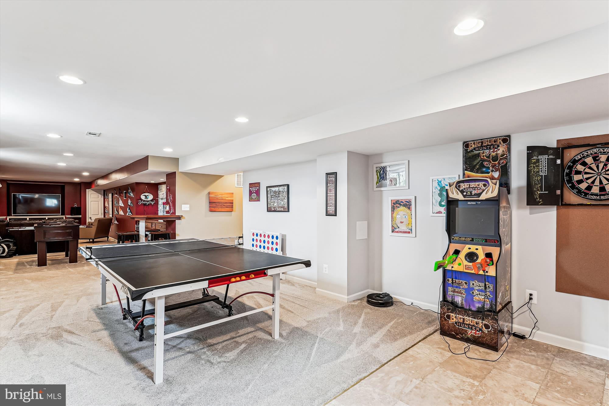 VIRGINIA OAKS - Residential