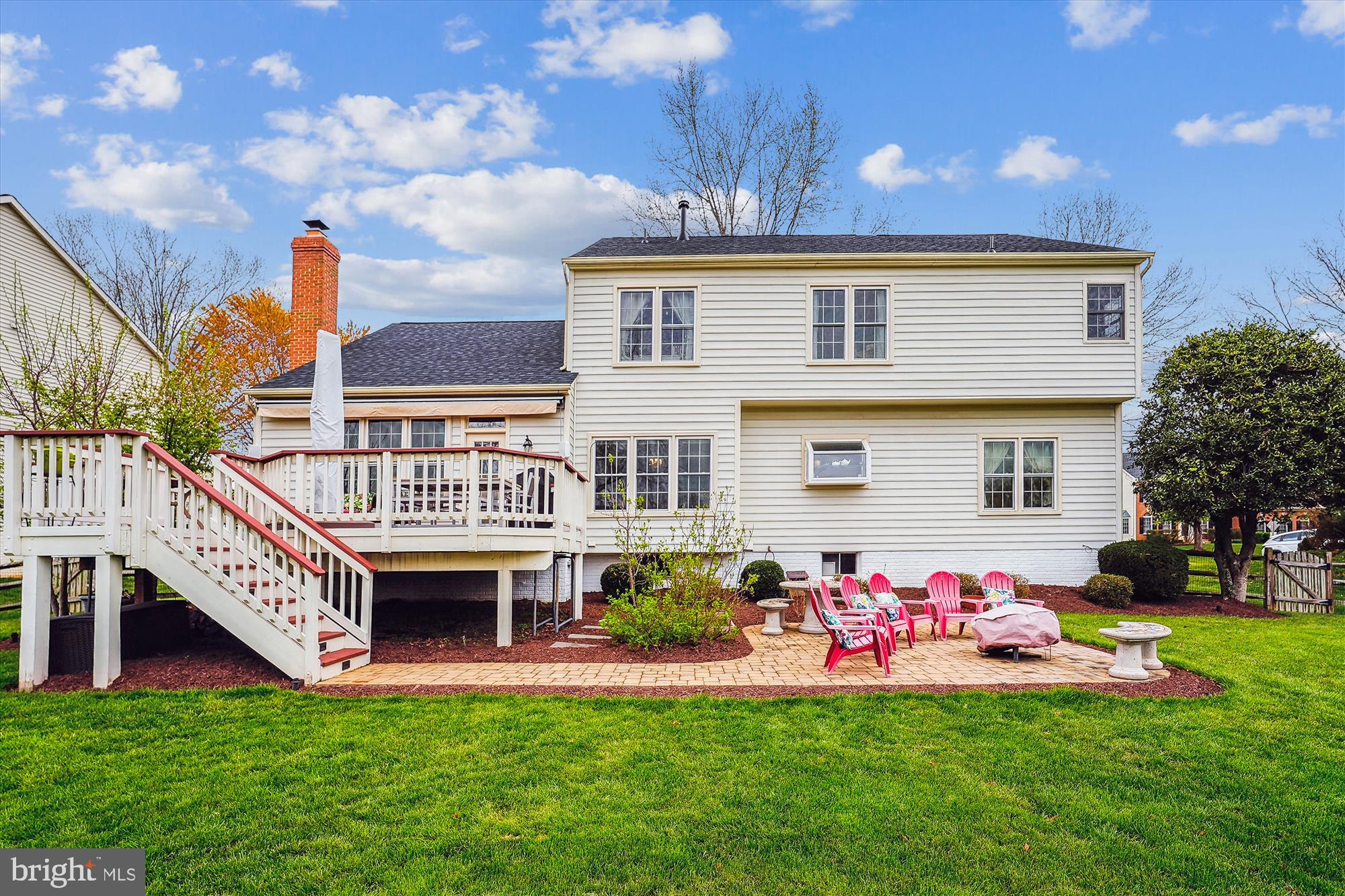 VIRGINIA OAKS - Residential