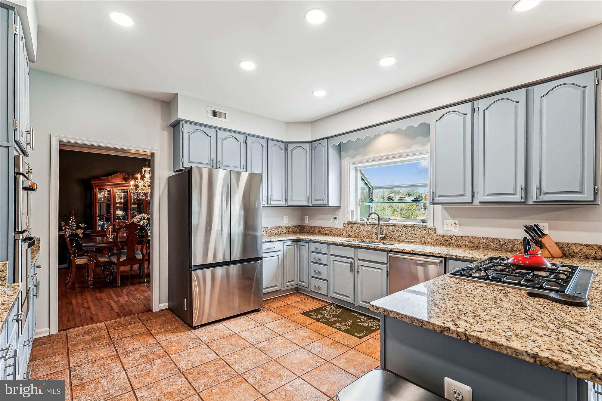 VIRGINIA OAKS - Residential