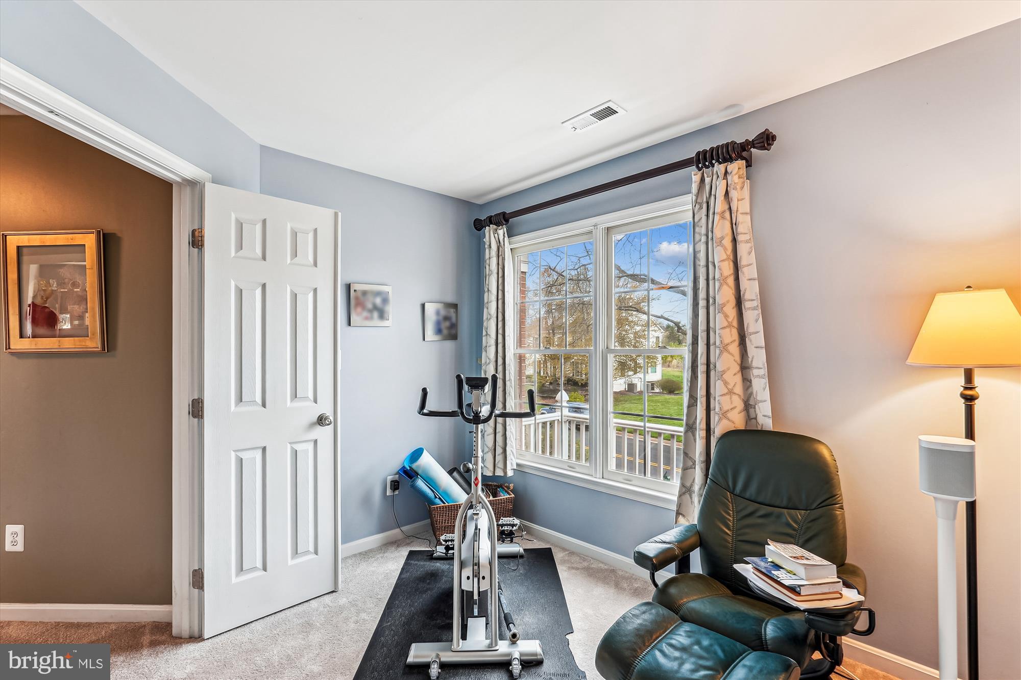 VIRGINIA OAKS - Residential