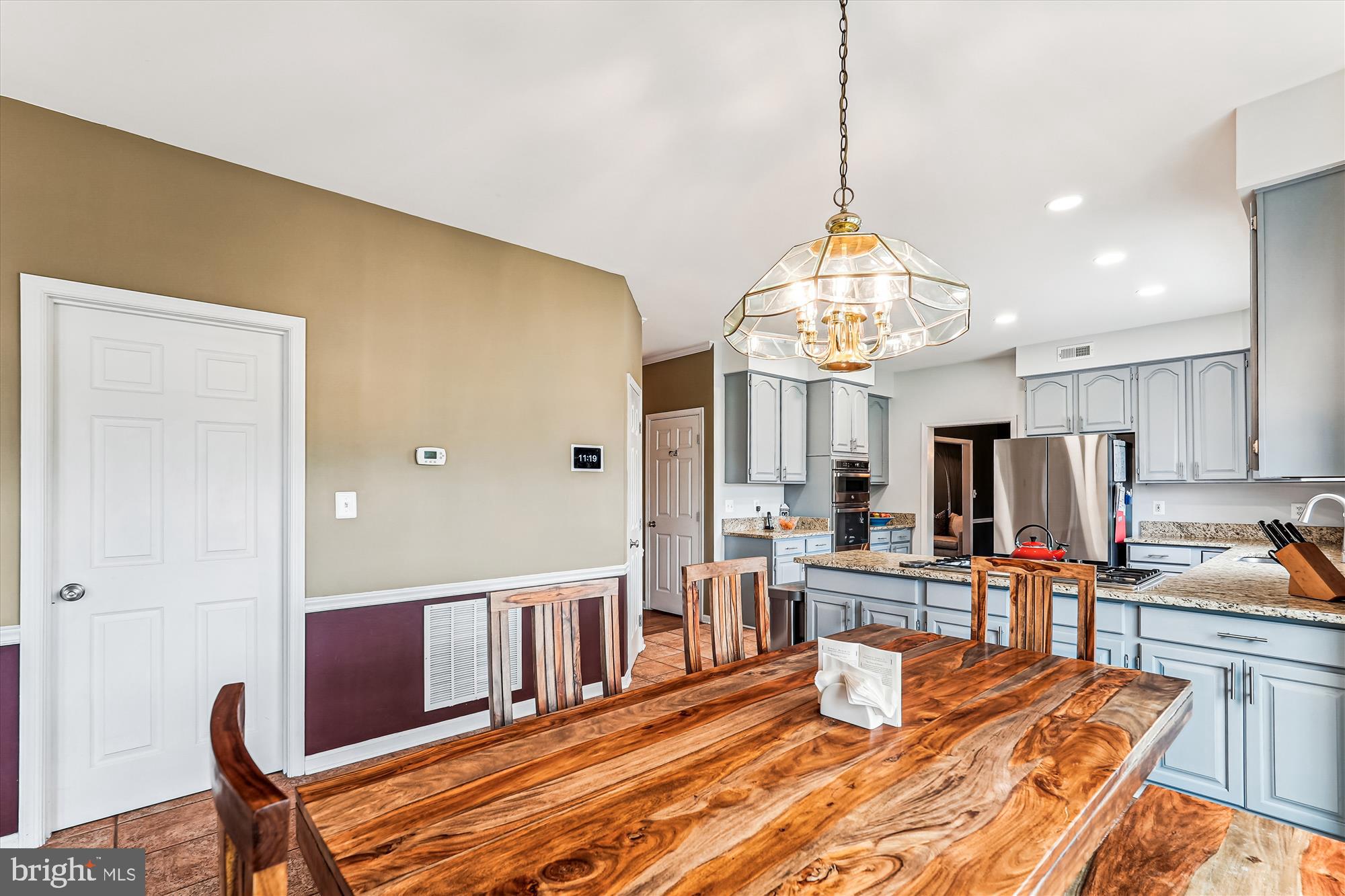 VIRGINIA OAKS - Residential