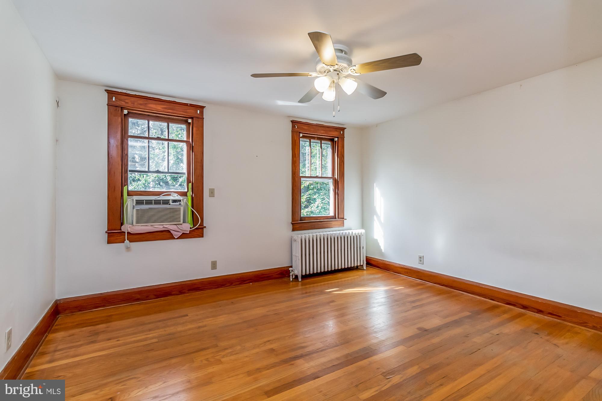 LAURAVILLE HISTORIC DISTRICT - Residential Income