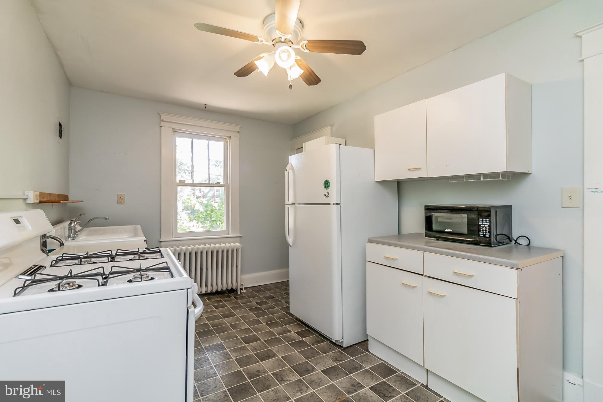 LAURAVILLE HISTORIC DISTRICT - Residential Income