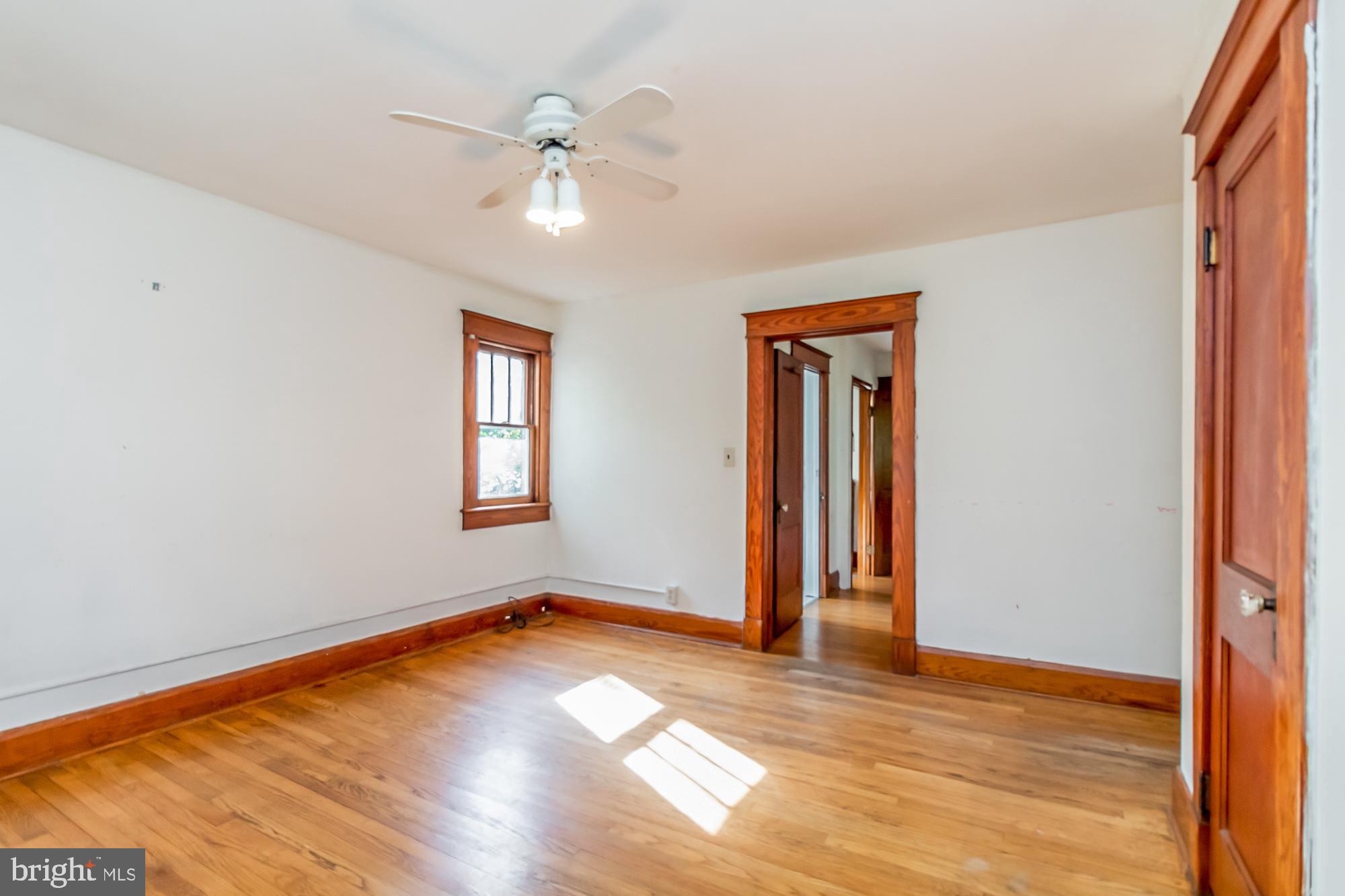 LAURAVILLE HISTORIC DISTRICT - Residential Income