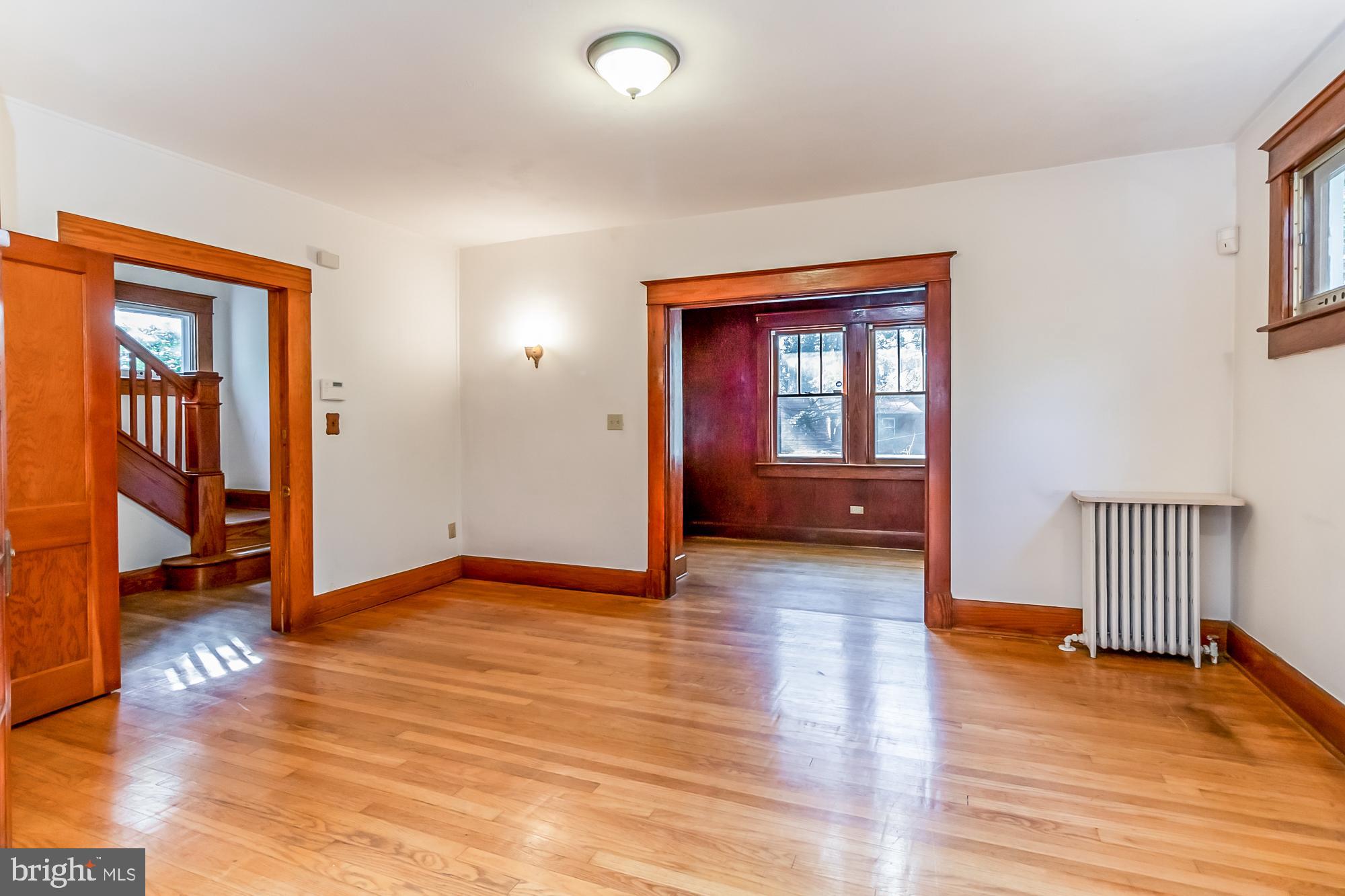 LAURAVILLE HISTORIC DISTRICT - Residential Income