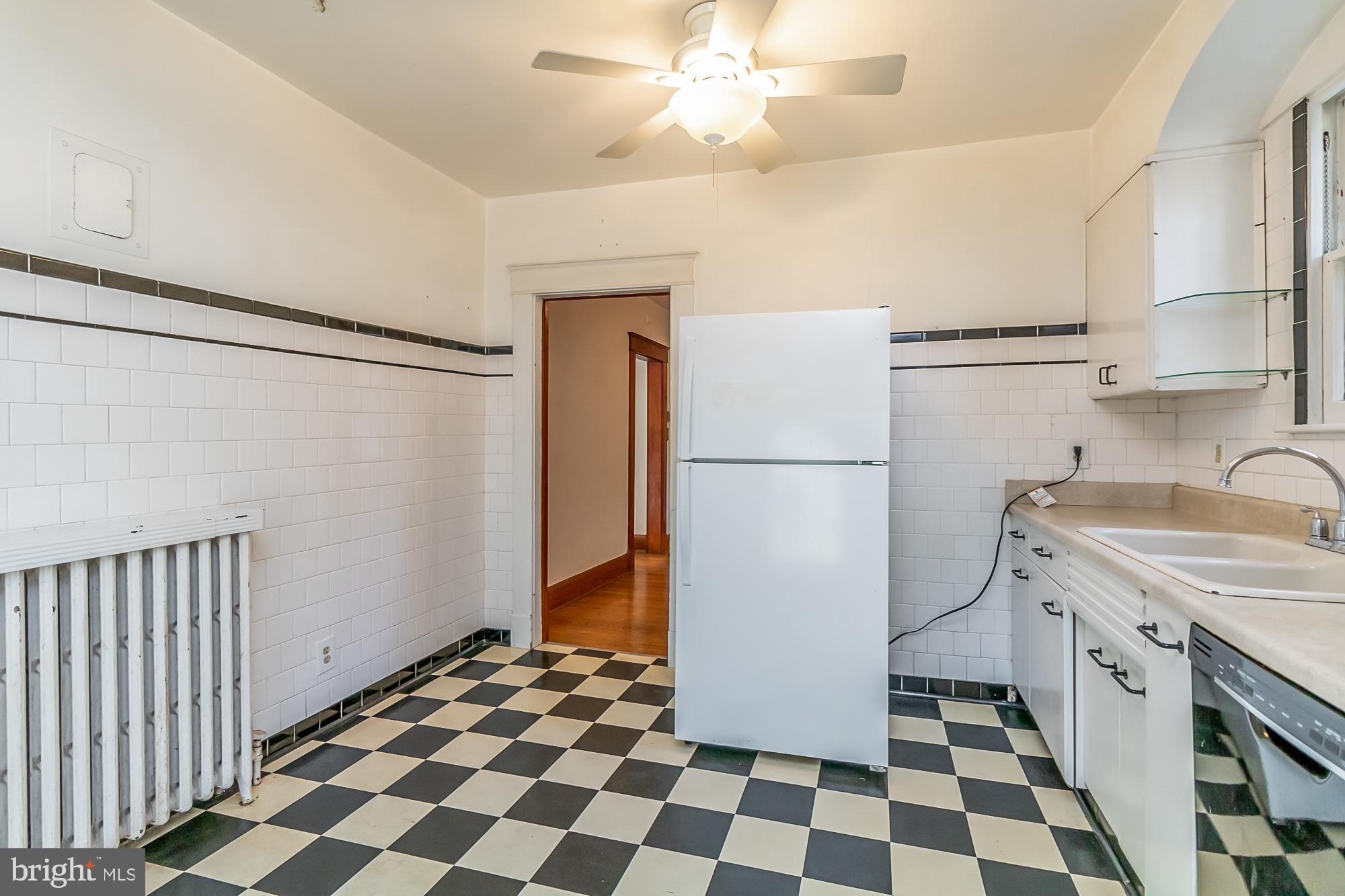 LAURAVILLE HISTORIC DISTRICT - Residential Income