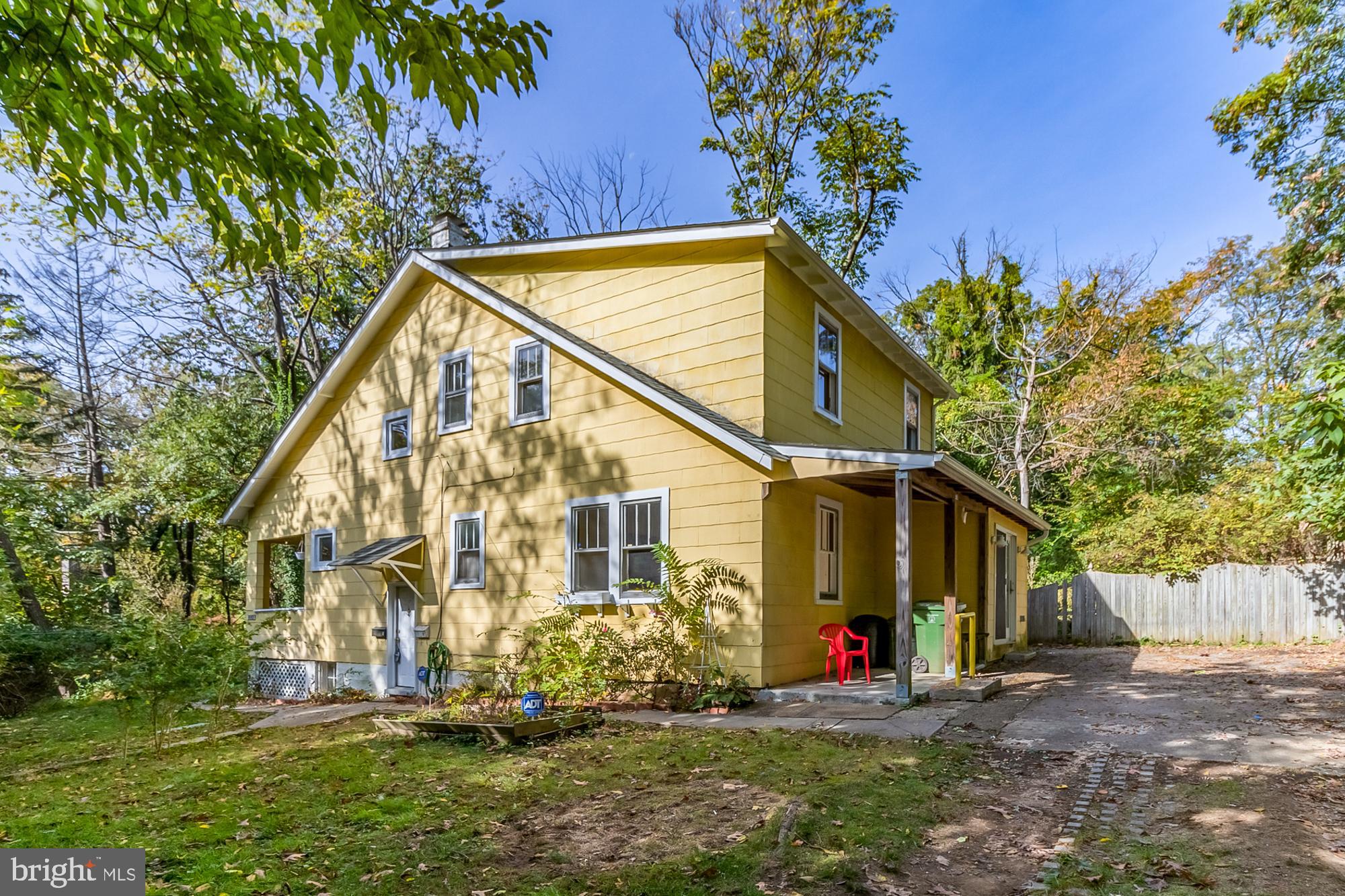 LAURAVILLE HISTORIC DISTRICT - Residential Income
